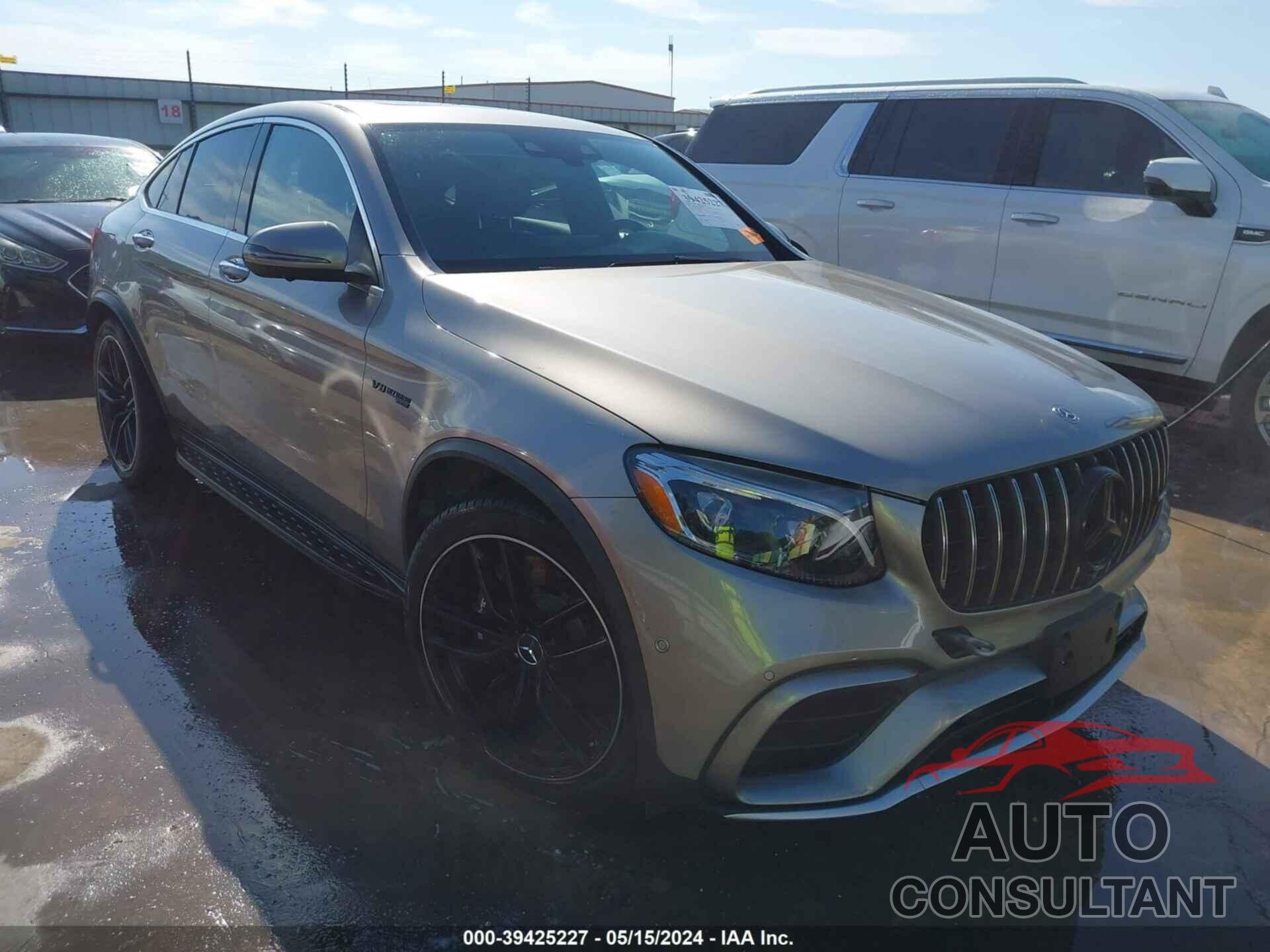 MERCEDES-BENZ AMG GLC 63 COUPE 2019 - WDC0J8JB5KF582165