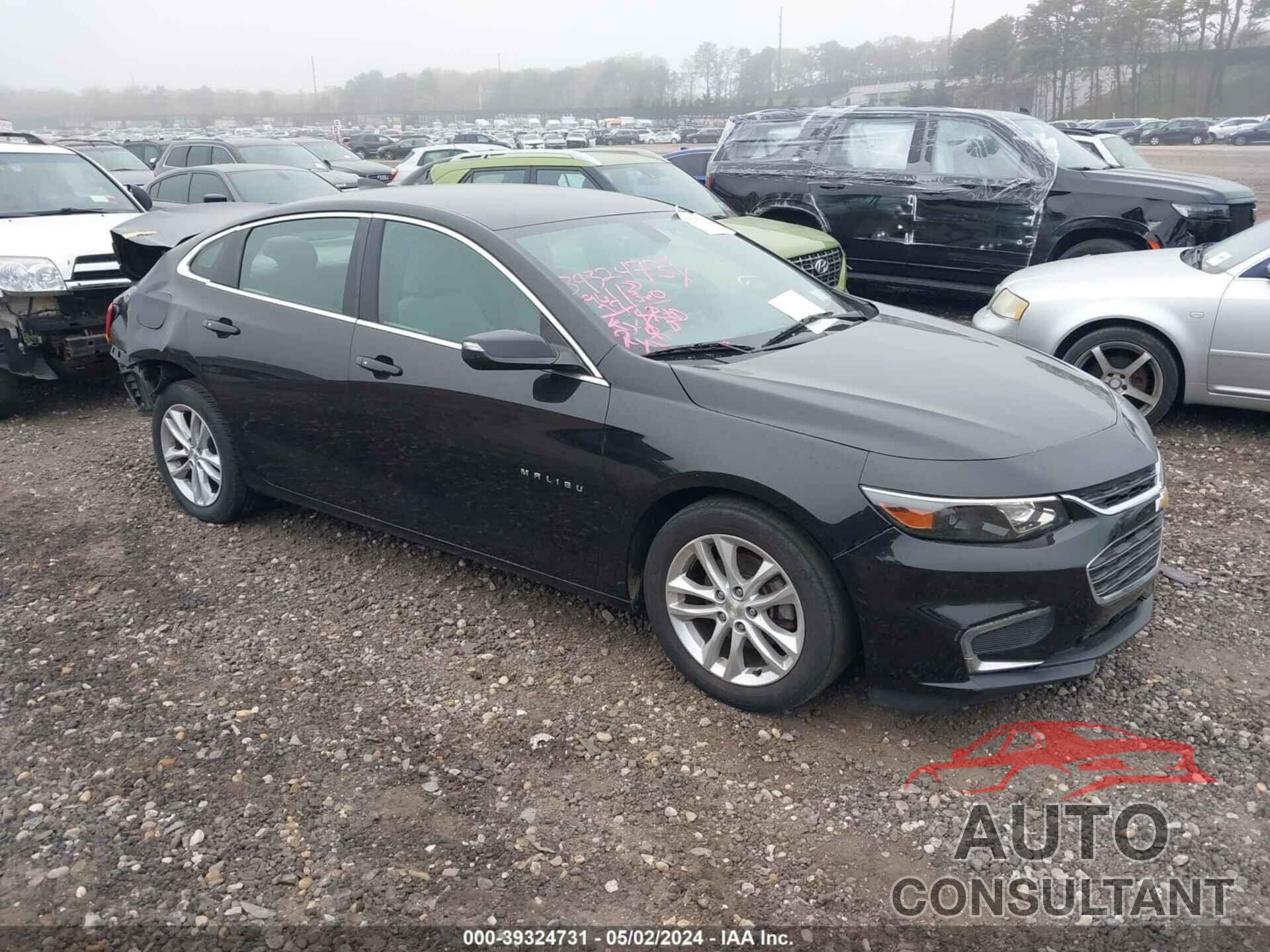 CHEVROLET MALIBU 2017 - 1G1ZE5ST8HF132583