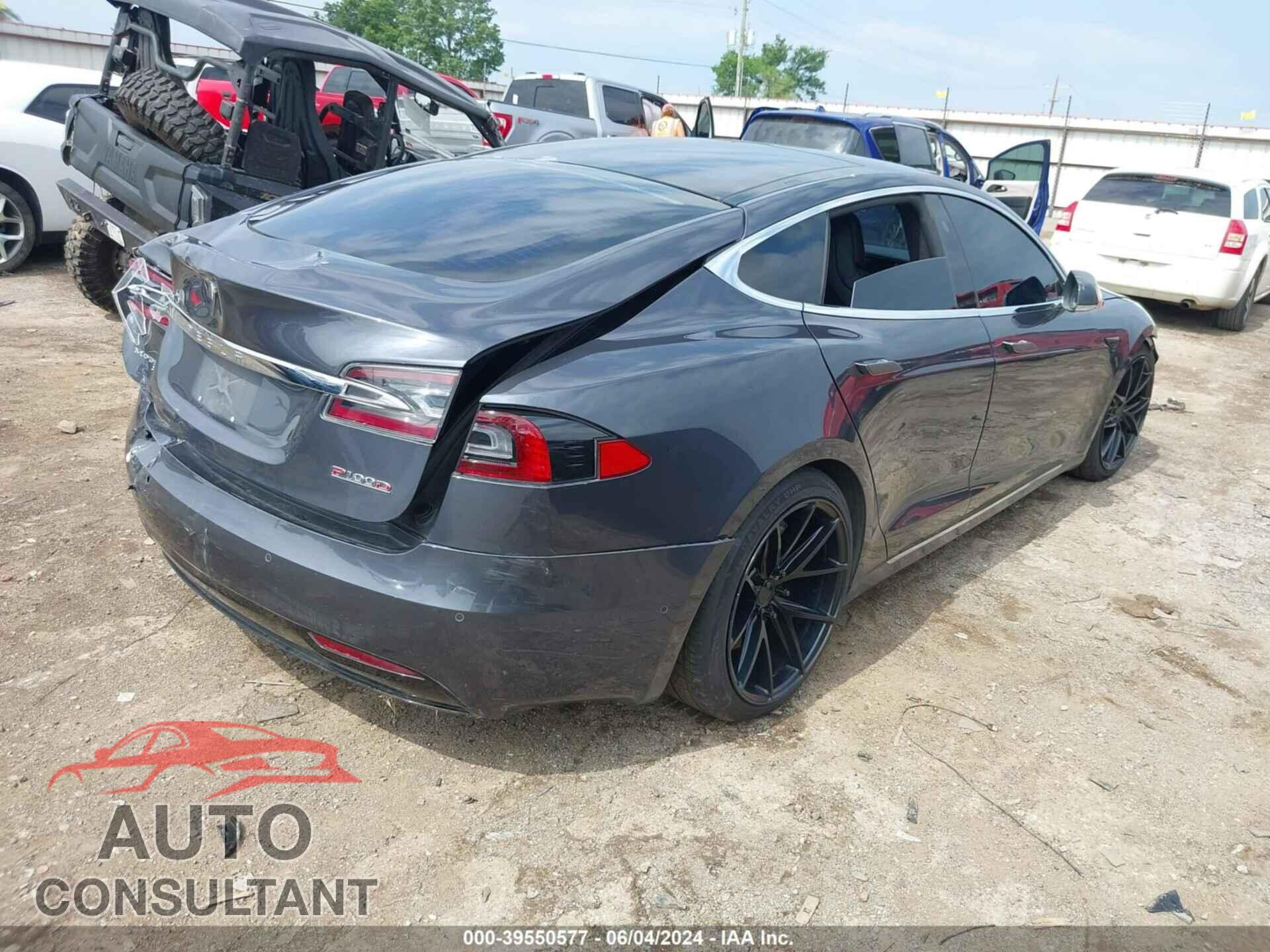 TESLA MODEL S 2018 - 5YJSA1E42JF270308