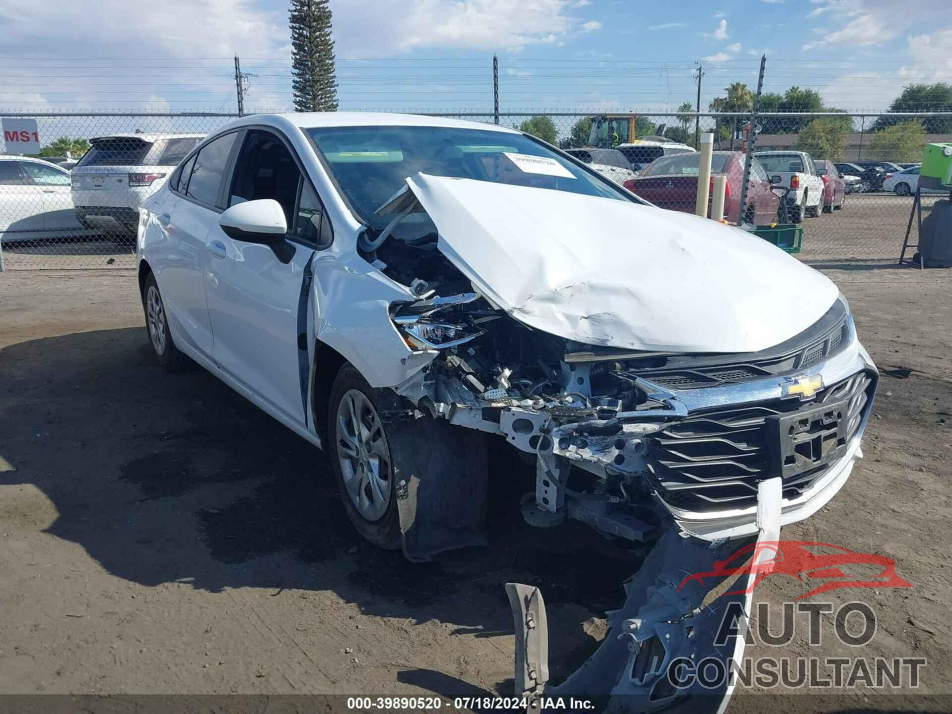 CHEVROLET CRUZE 2019 - 1G1BJ5SM0K7101805