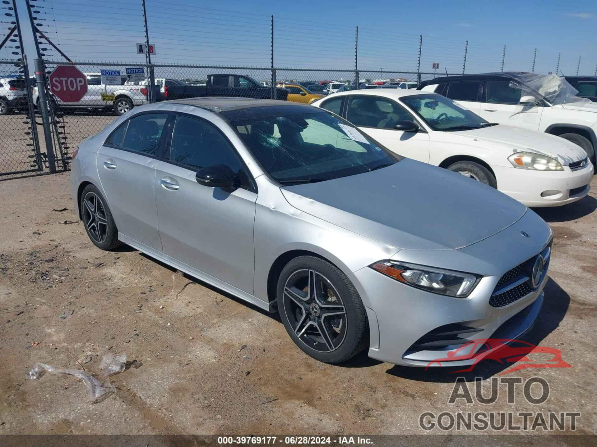 MERCEDES-BENZ A 220 2020 - W1K3G4EB1LJ226966