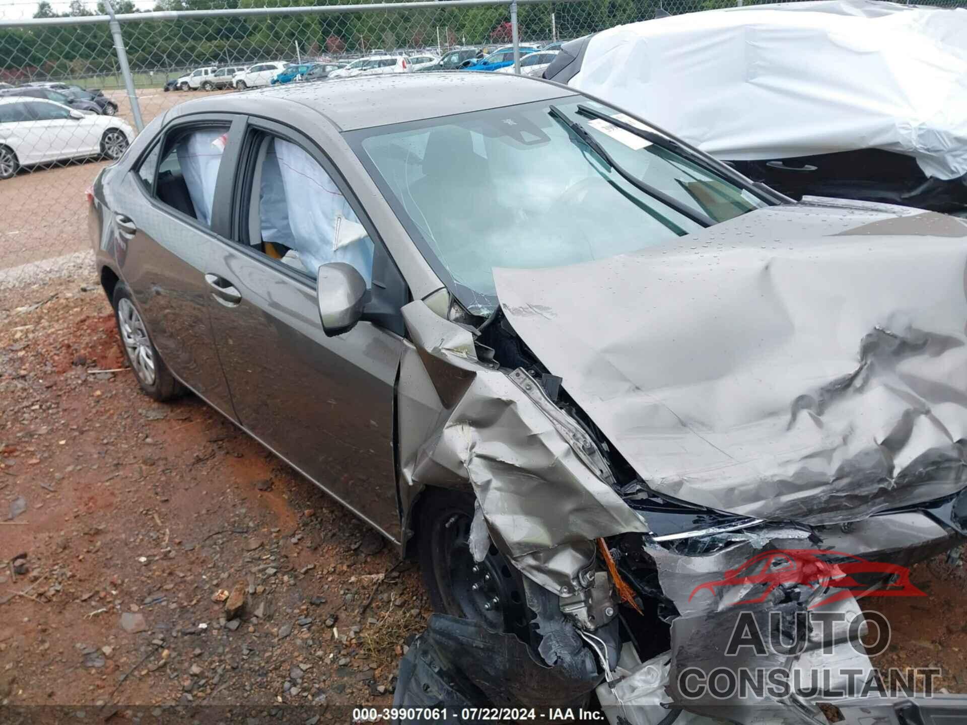 TOYOTA COROLLA 2018 - 5YFBURHE1JP846338