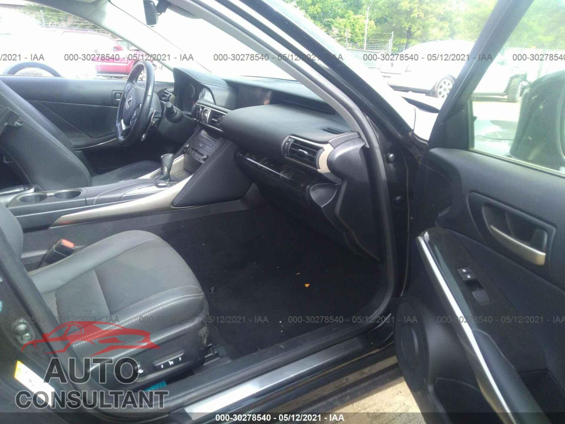 LEXUS IS 2017 - JTHCM1D24H5015617
