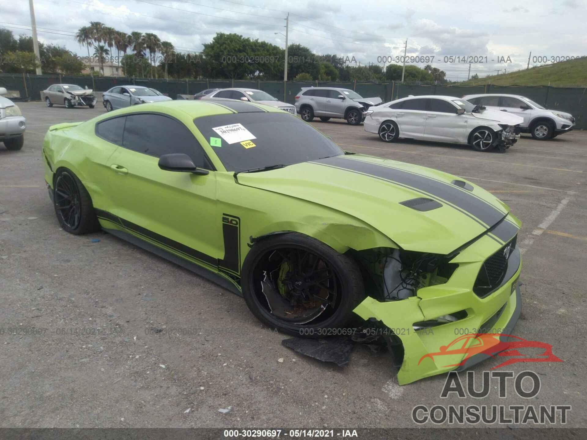 FORD MUSTANG 2020 - 1FA6P8CF4L5187650