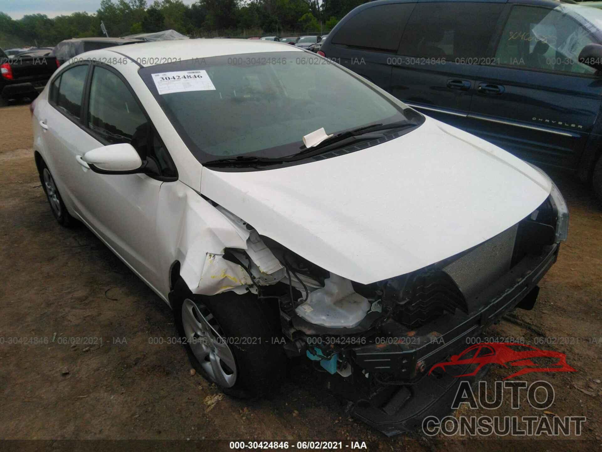 KIA FORTE 2018 - 3KPFK4A74JE233301