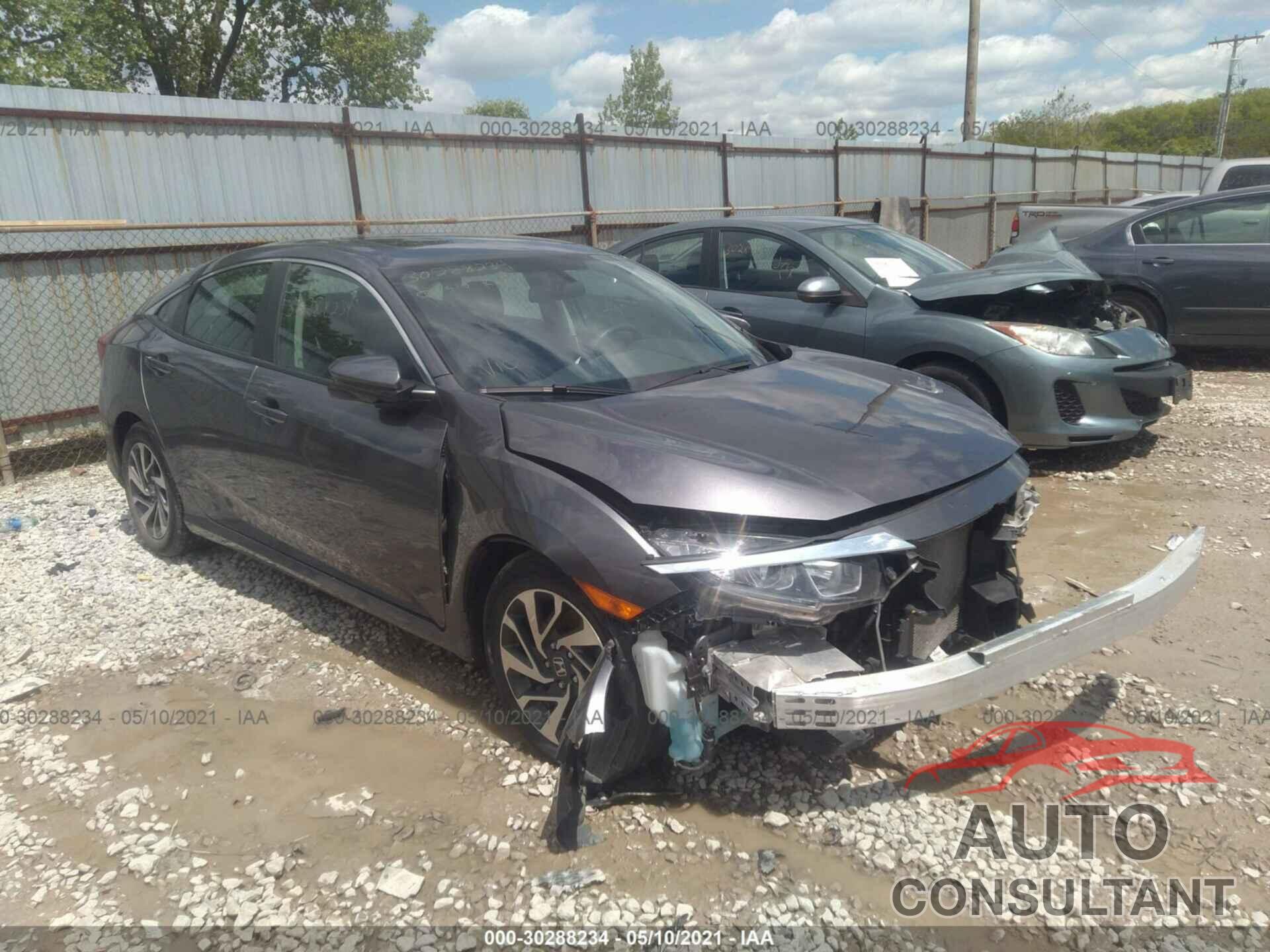 HONDA CIVIC SEDAN 2018 - 2HGFC2F79JH560017