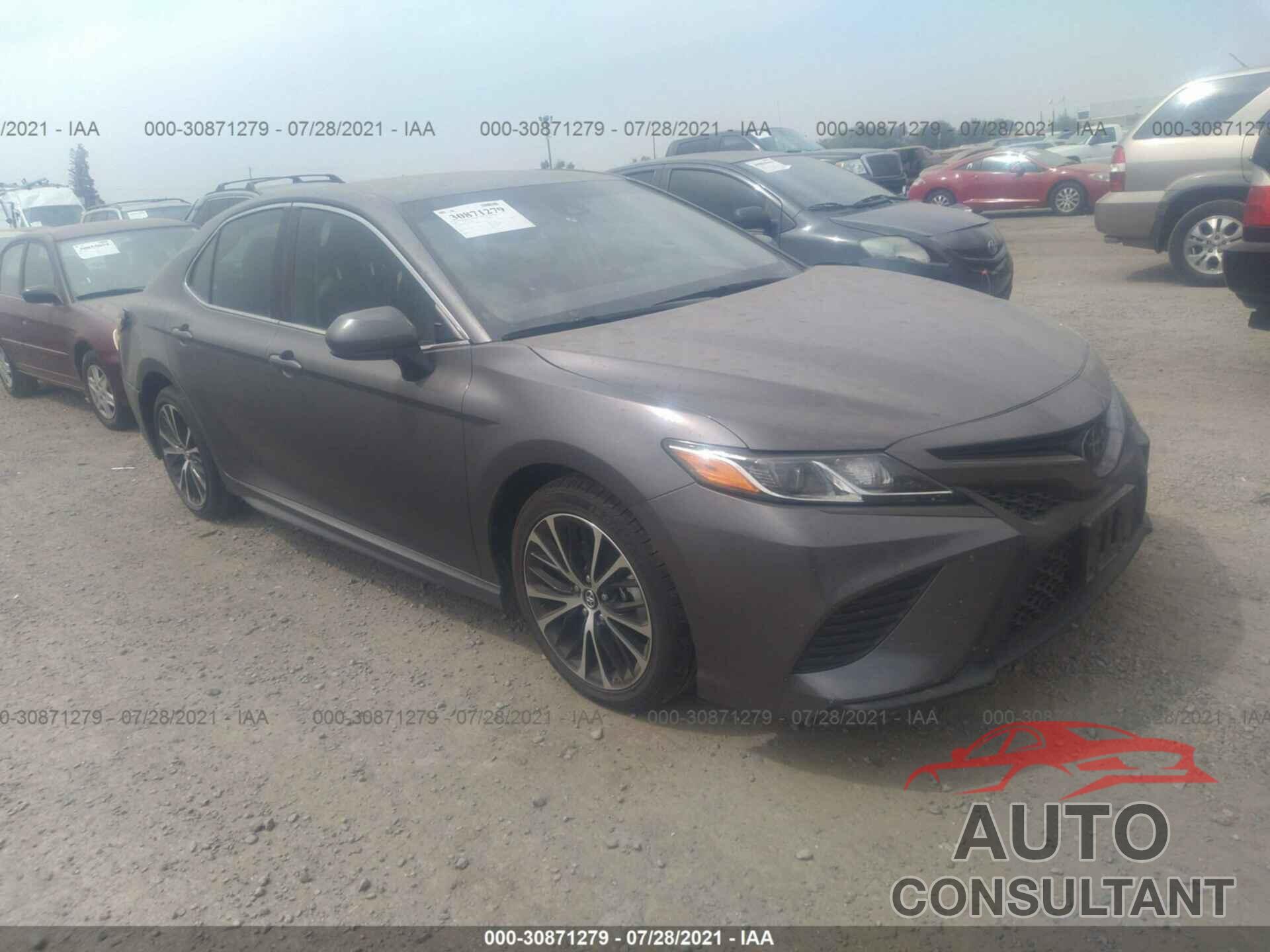 TOYOTA CAMRY 2020 - 4T1G11AK7LU332897
