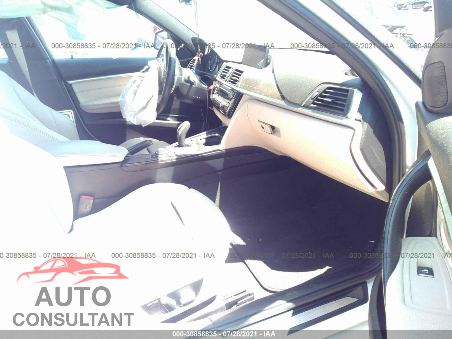 BMW 3 SERIES 2016 - WBA8E9G52GNT86733