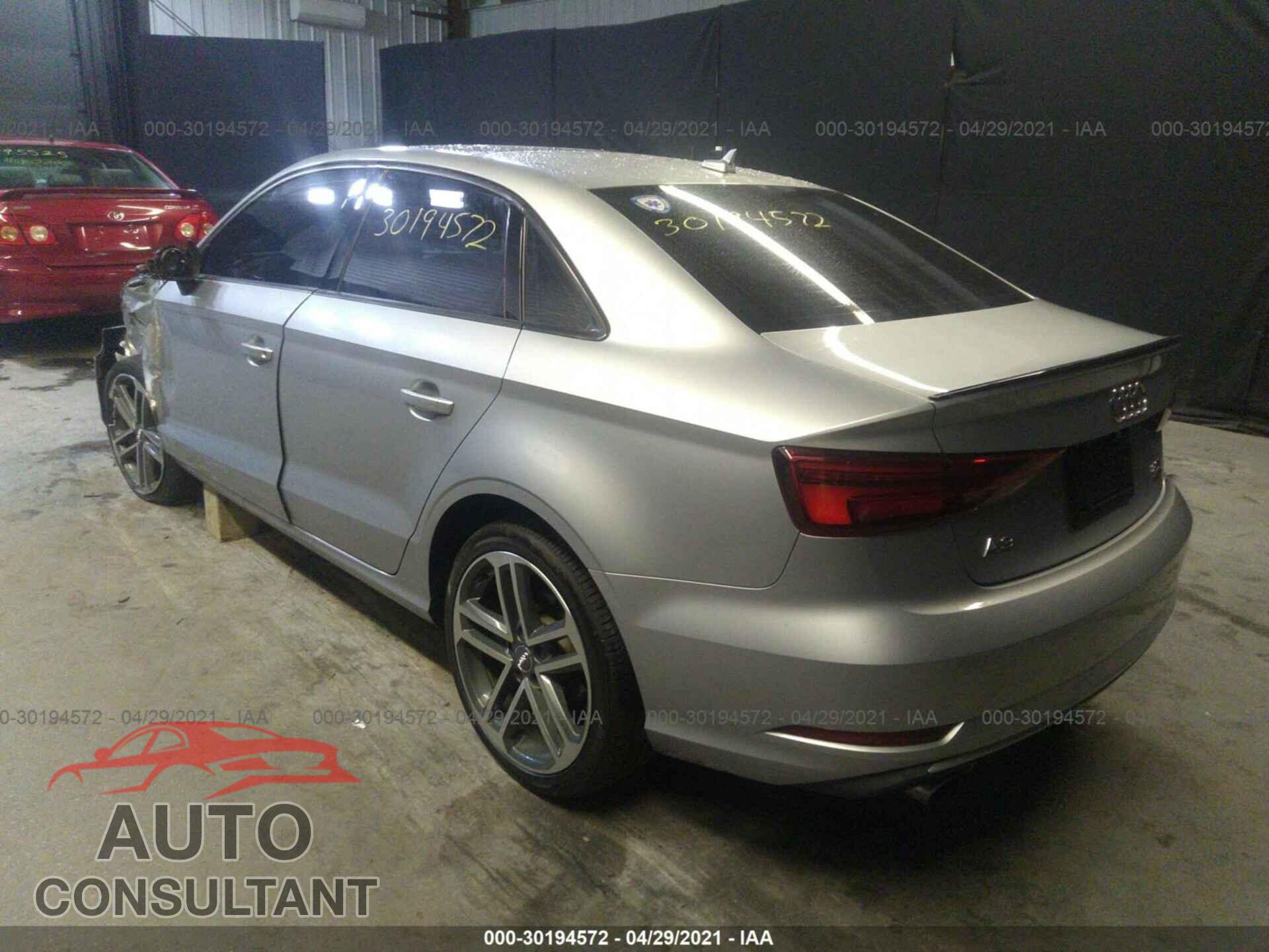 AUDI A3 SEDAN 2017 - WAUB8GFF2H1009727