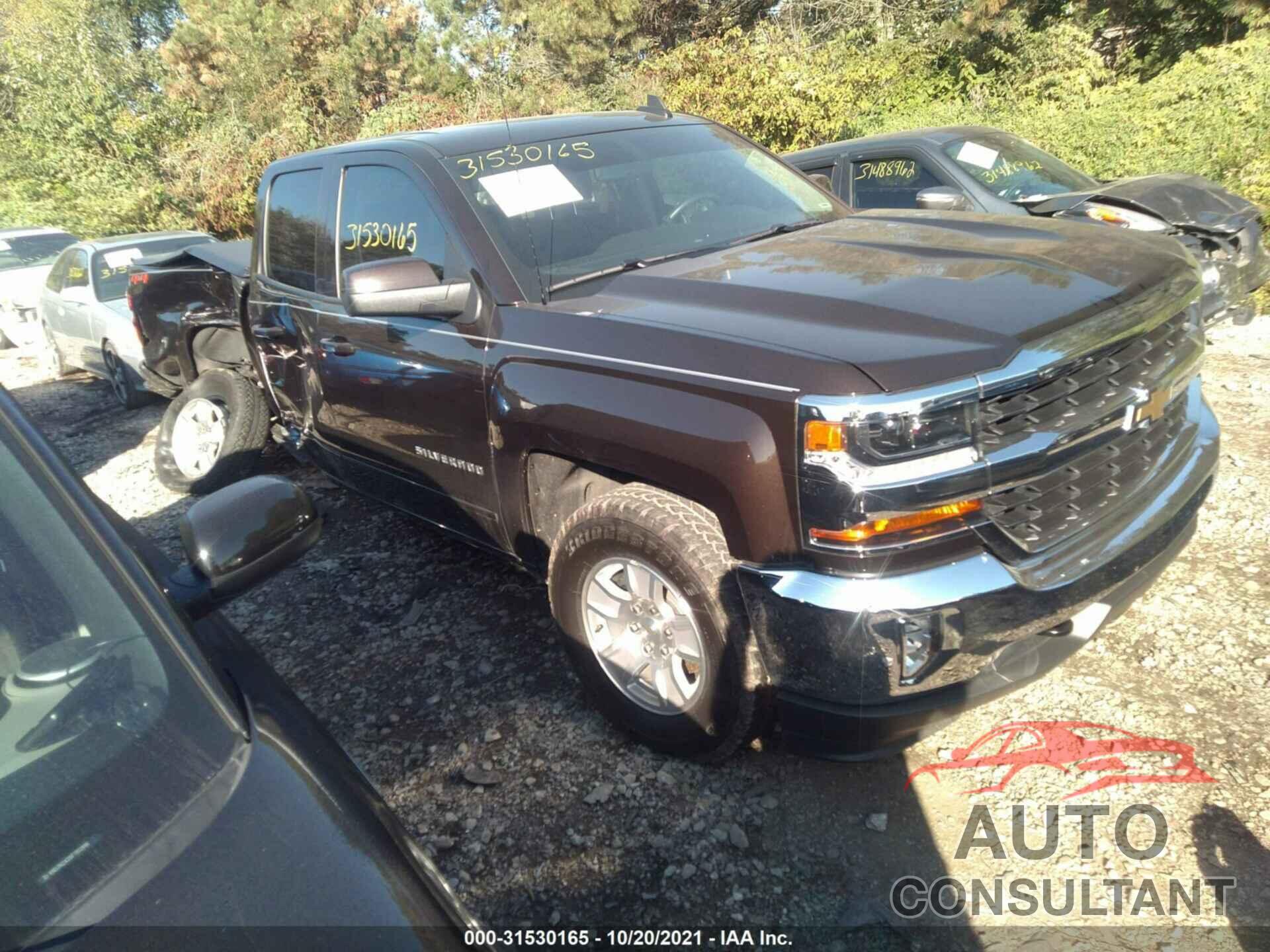CHEVROLET SILVERADO 1500 2018 - 2GCVKREC0J1103612