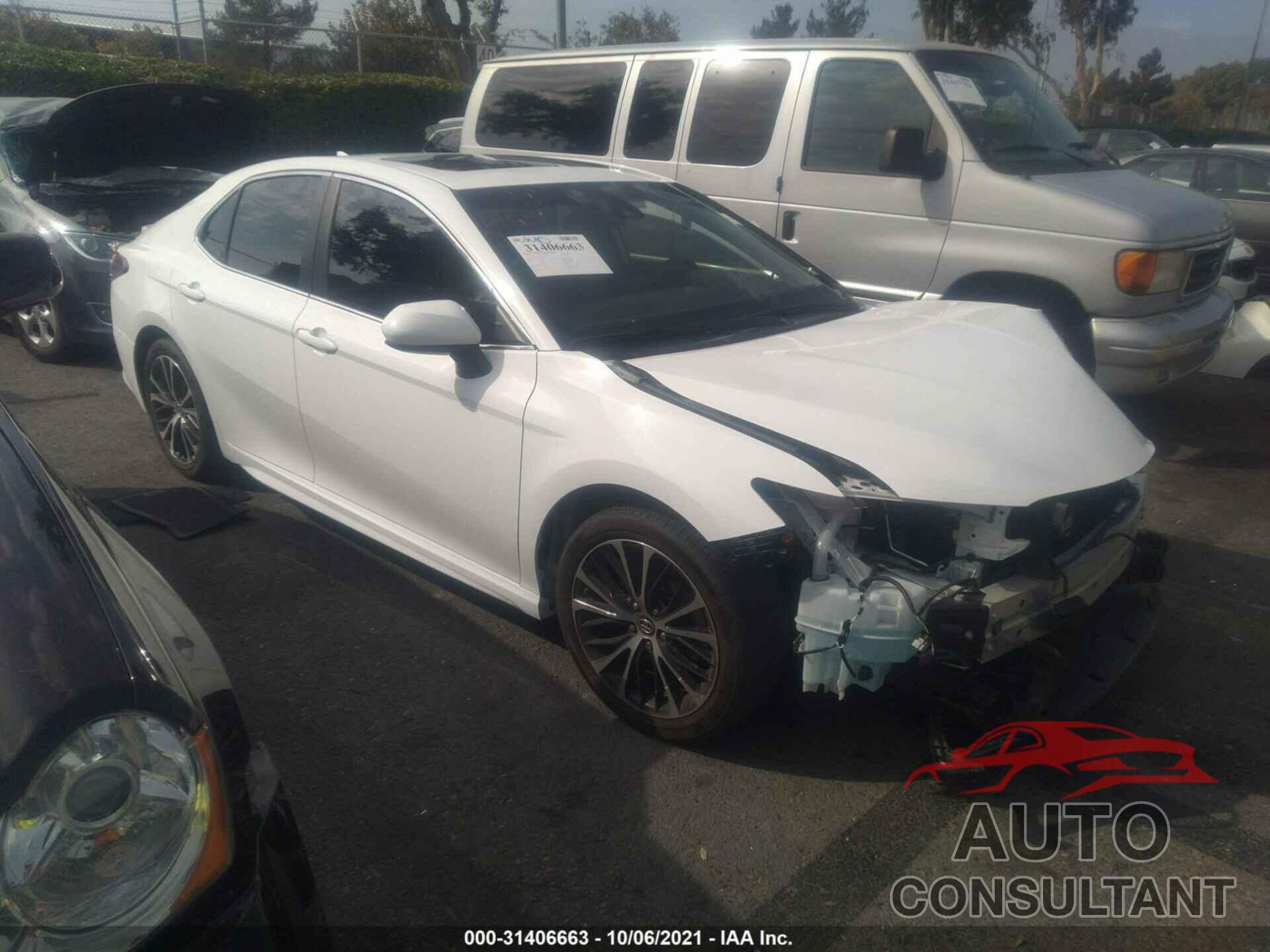 TOYOTA CAMRY 2019 - 4T1B11HK2KU835736