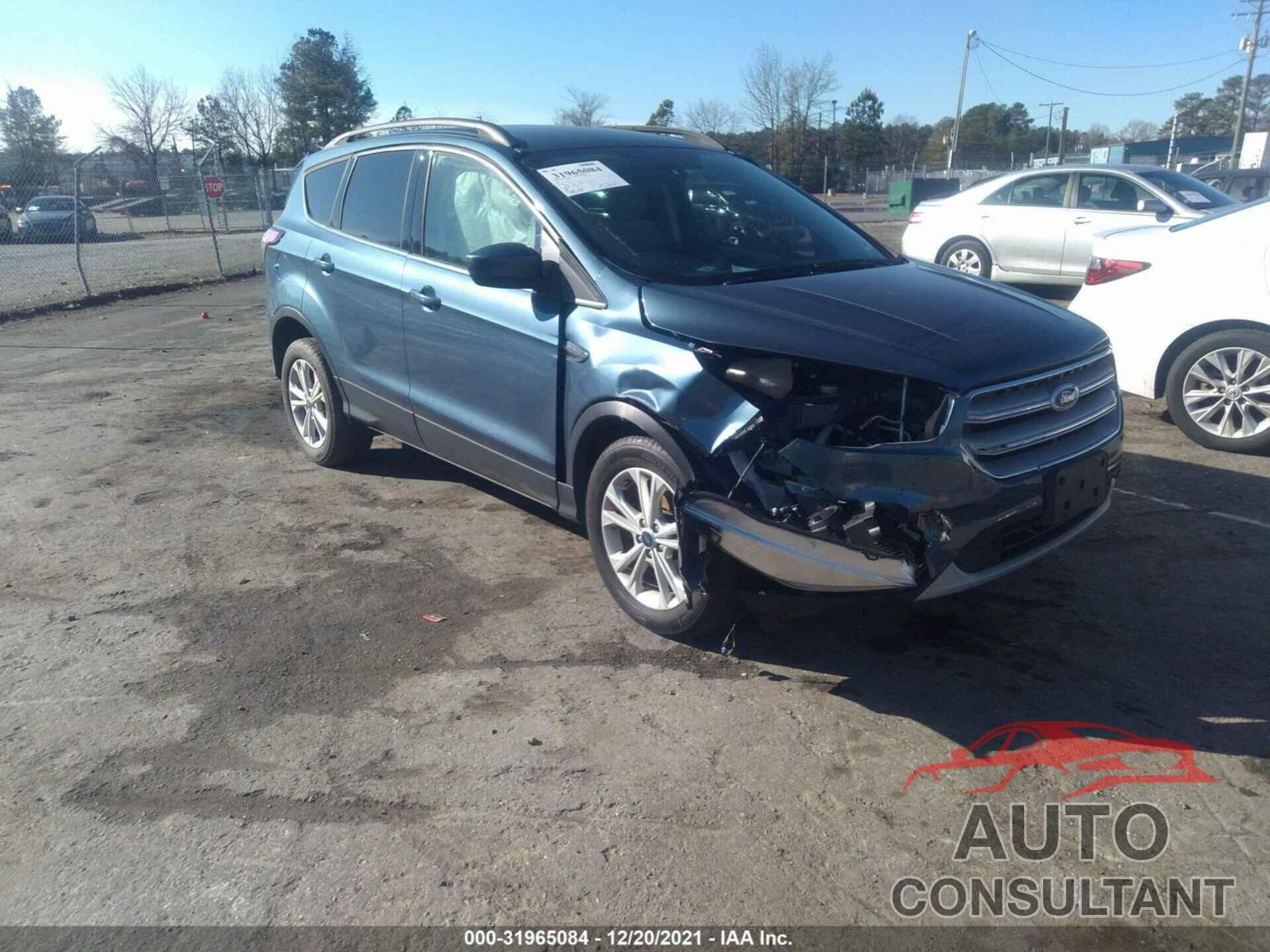 FORD ESCAPE 2018 - 1FMCU0GD7JUC17237