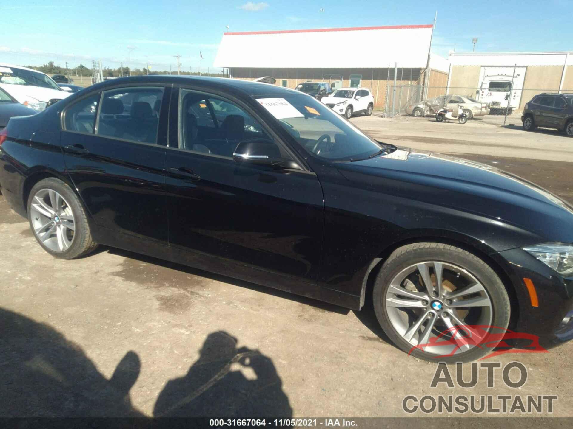 BMW 3 SERIES 2016 - WBA8E3G55GNU05644