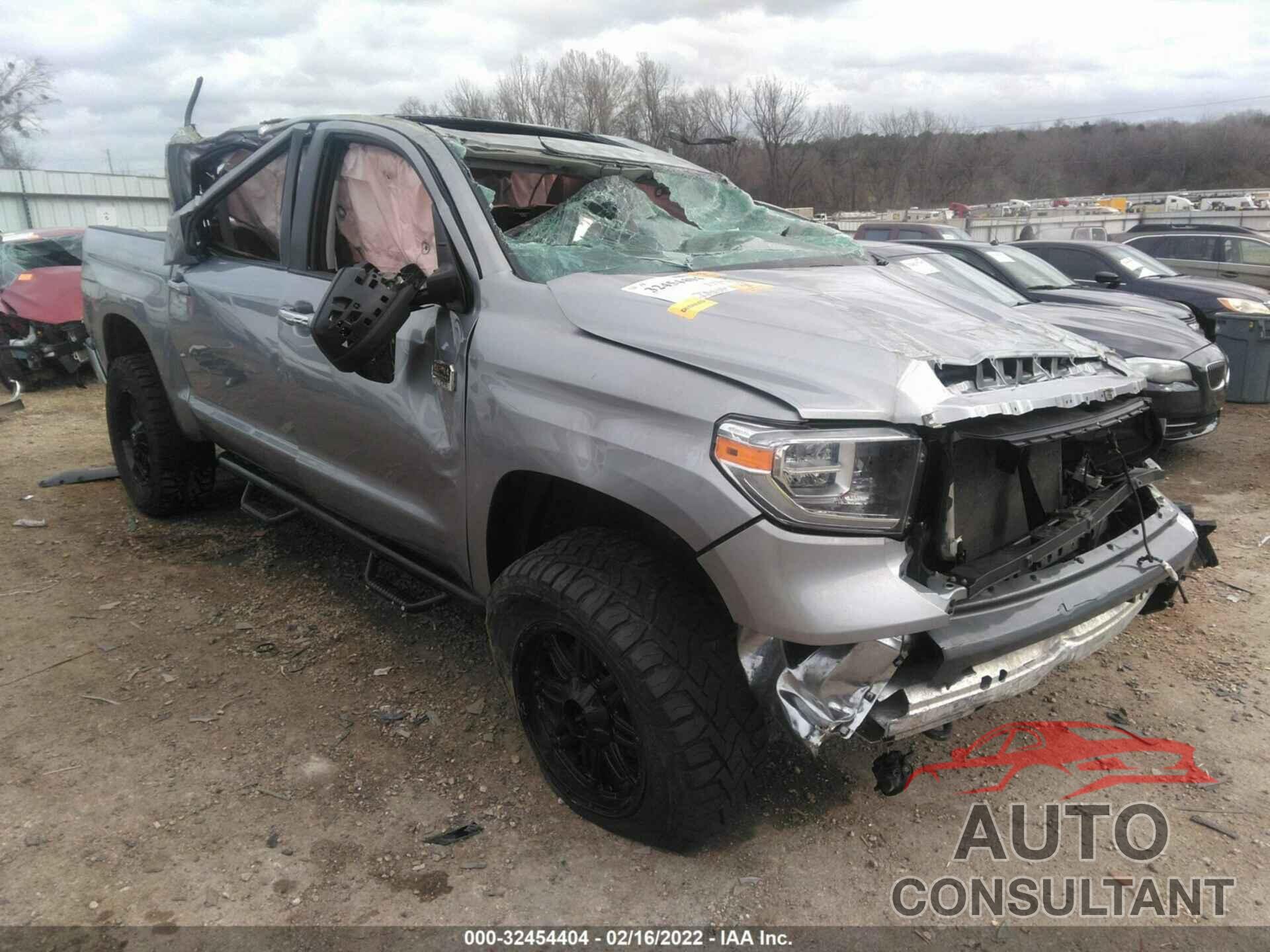 TOYOTA TUNDRA 4WD 2020 - 5TFAY5F16LX923783