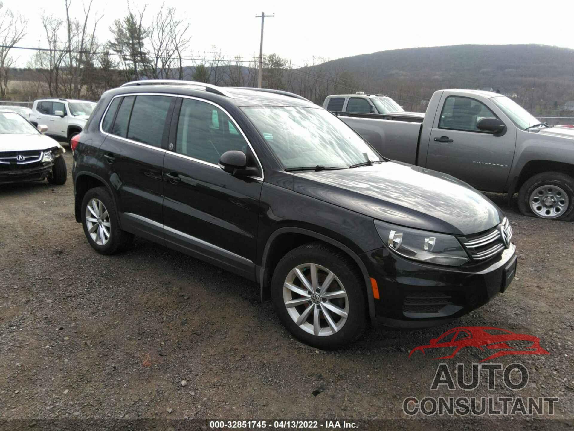 VOLKSWAGEN TIGUAN 2017 - WVGSV7AXXHW509449