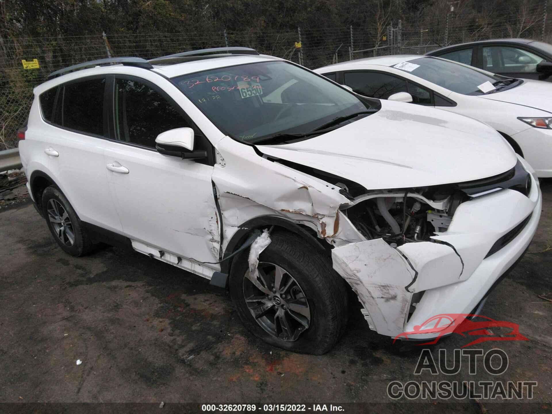 TOYOTA RAV4 2018 - JTMWFREV4JJ160136