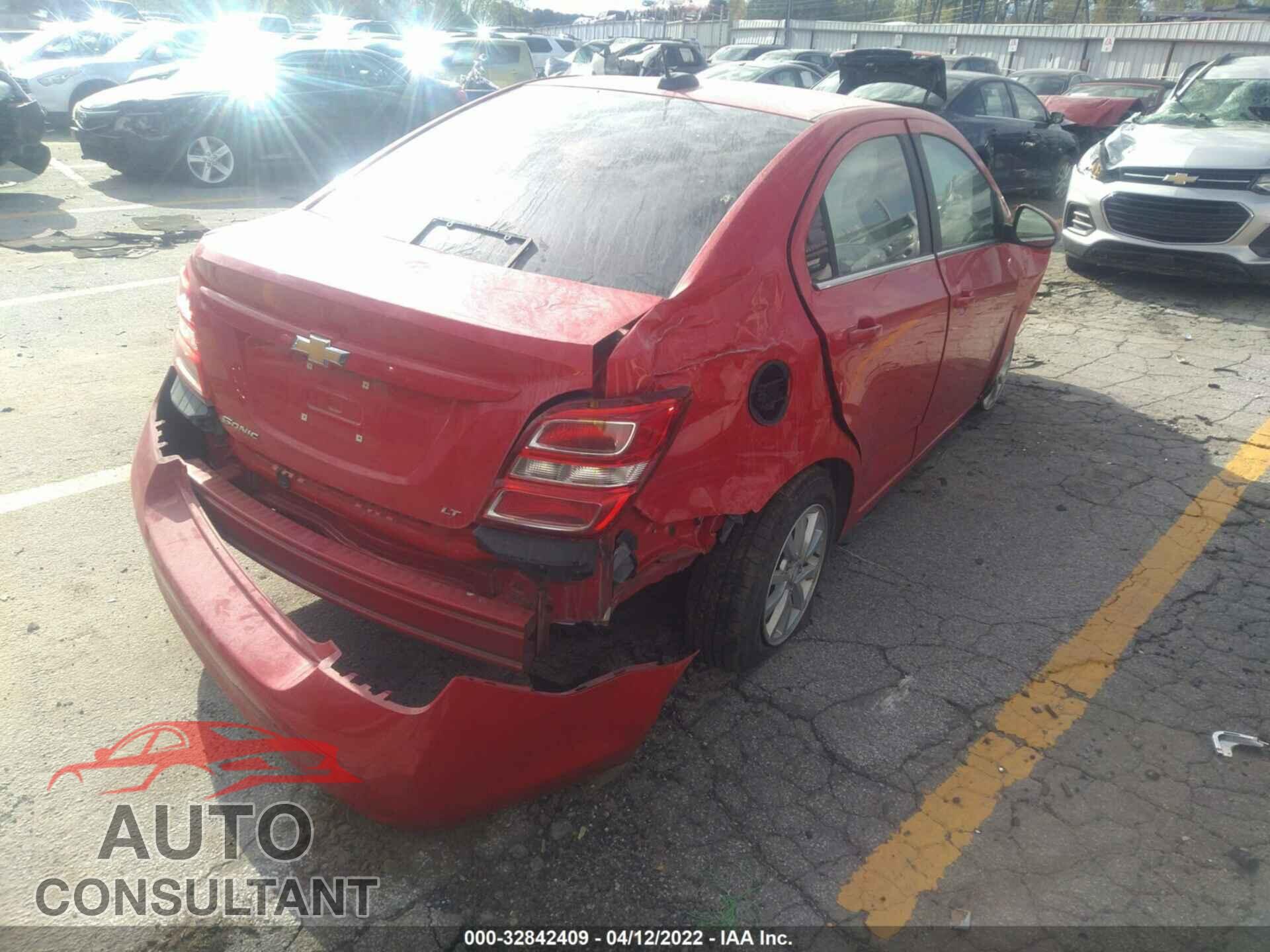 CHEVROLET SONIC 2017 - 1G1JD5SH3H4130960