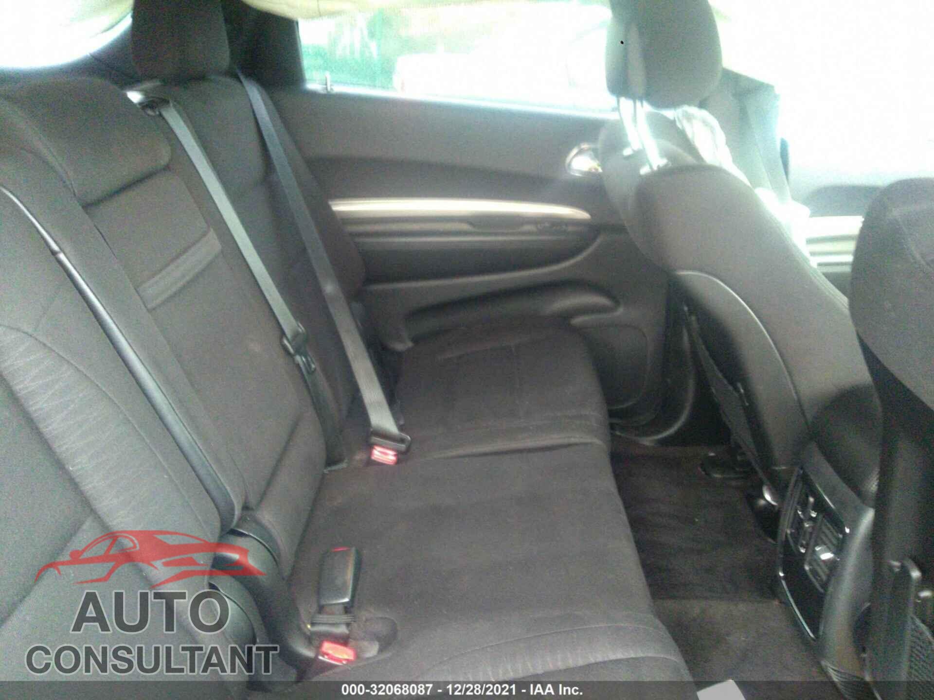 DODGE DURANGO 2018 - 1C4RDJAG6JC395167
