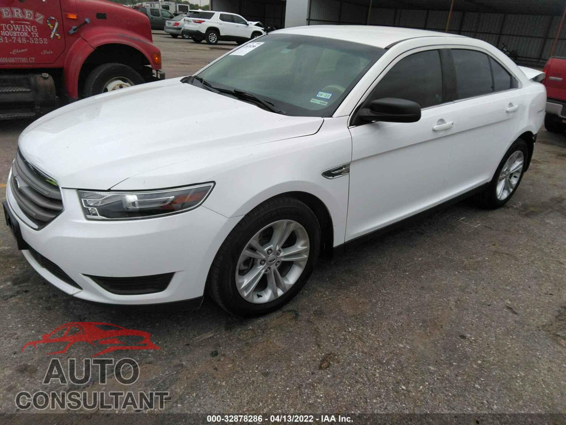 FORD TAURUS 2017 - 1FAHP2D8XHG138972
