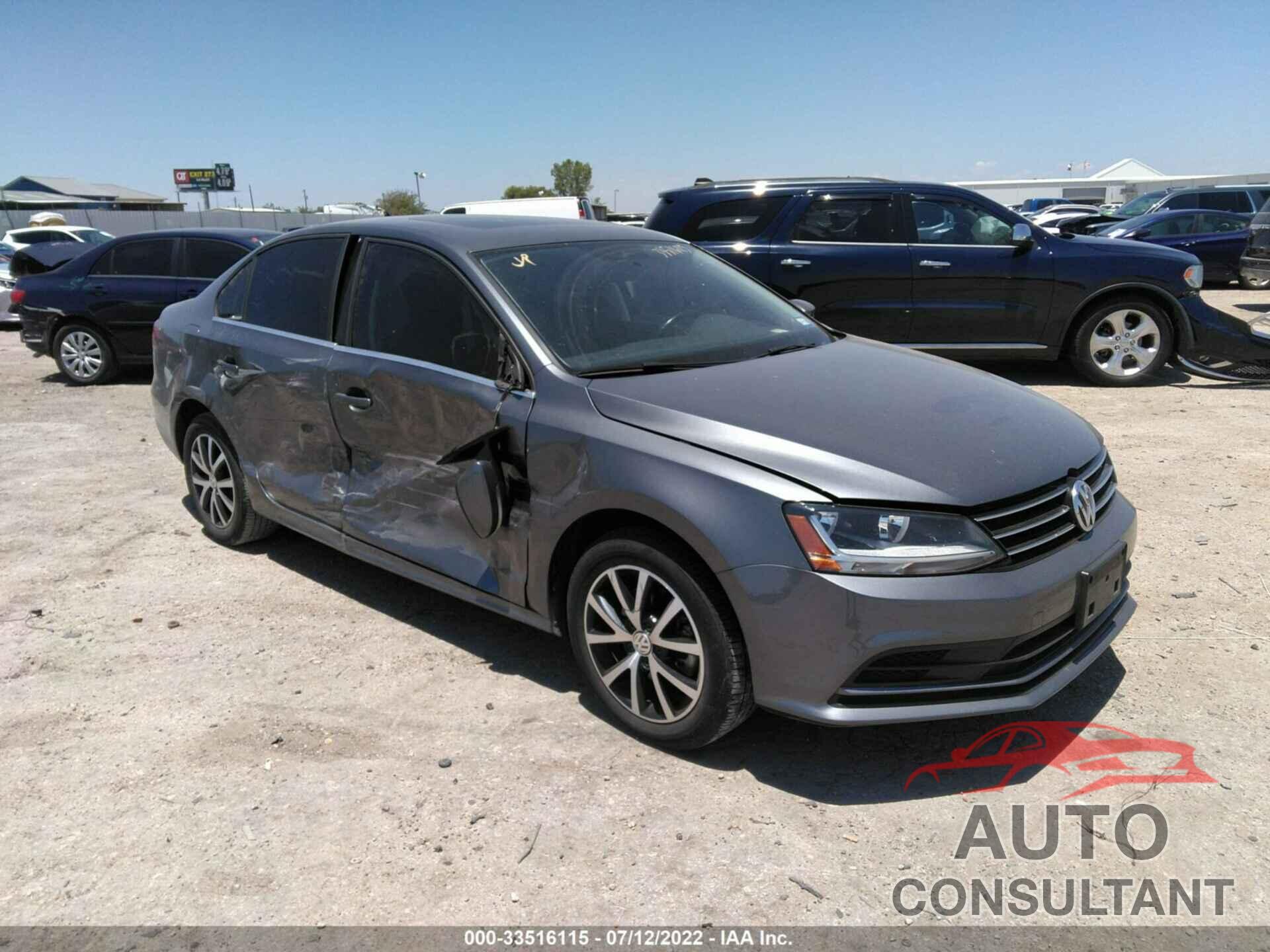 VOLKSWAGEN JETTA 2017 - 3VWDB7AJ5HM406731