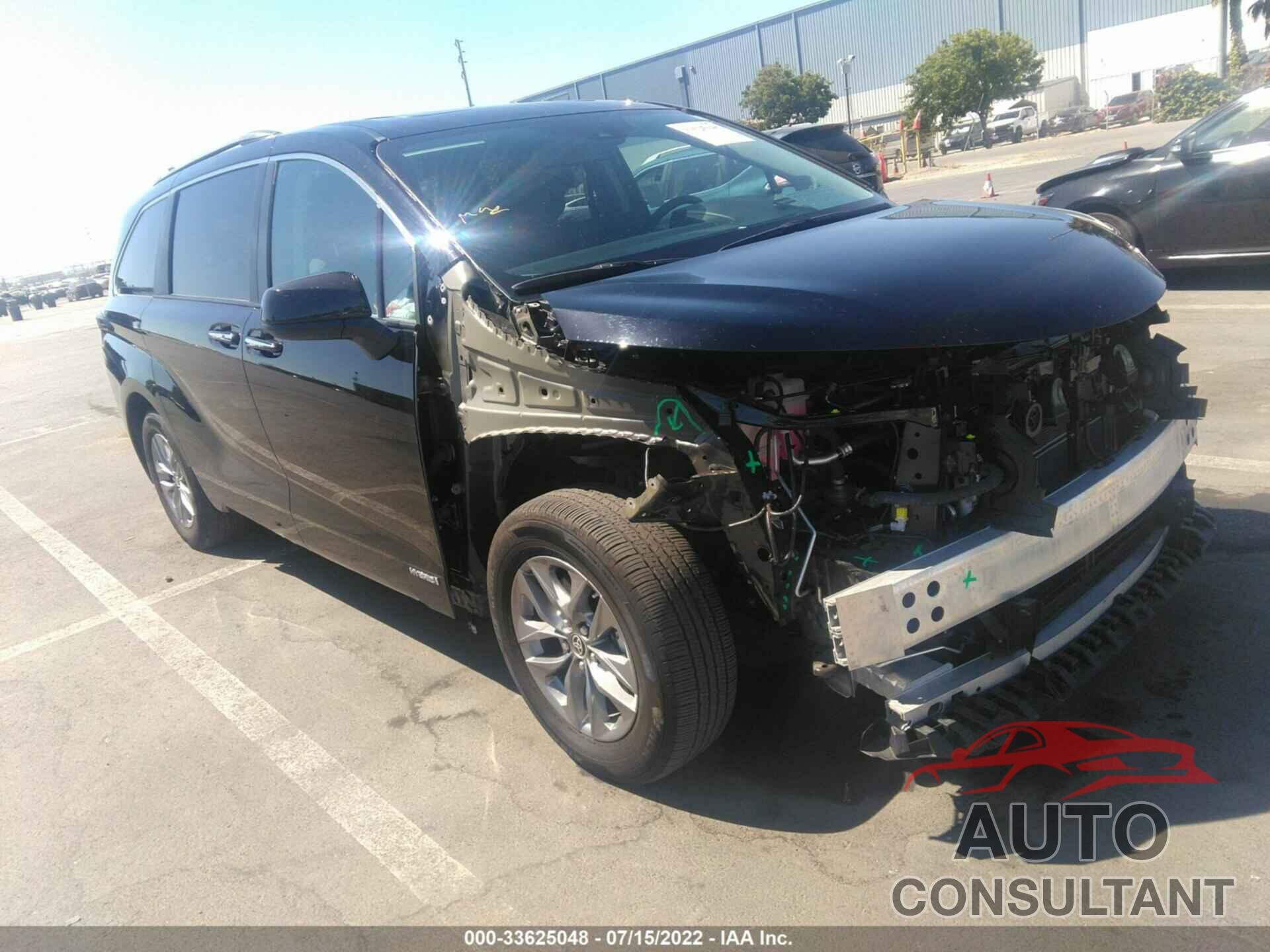 TOYOTA SIENNA 2021 - 5TDJRKEC6MS030437