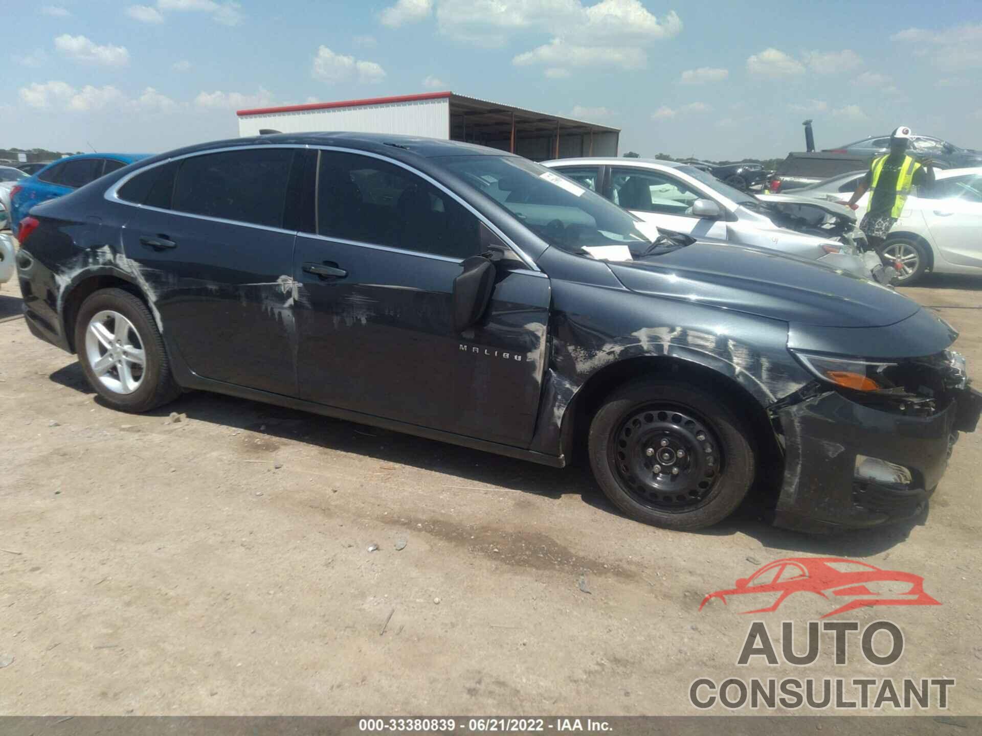 CHEVROLET MALIBU 2020 - 1G1ZB5ST9LF155047