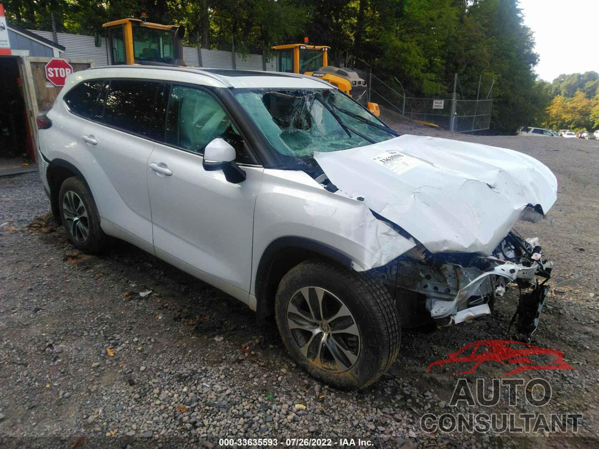 TOYOTA HIGHLANDER 2022 - 5TDHZRBH2NS167531