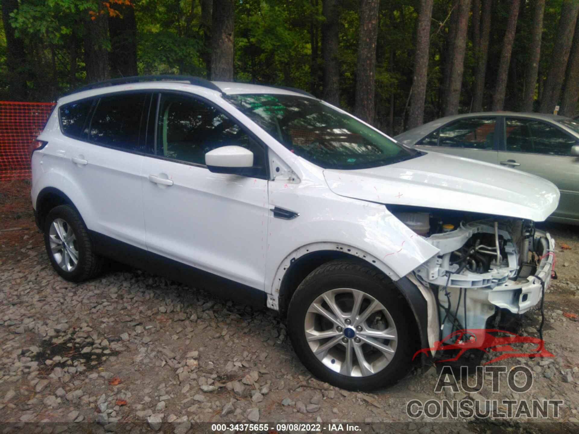 FORD ESCAPE 2018 - 1FMCU0GD5JUD23153