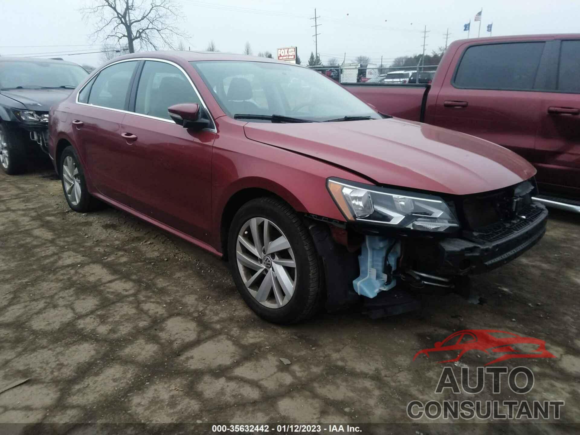 VOLKSWAGEN PASSAT 2018 - 1VWBA7A36JC015638