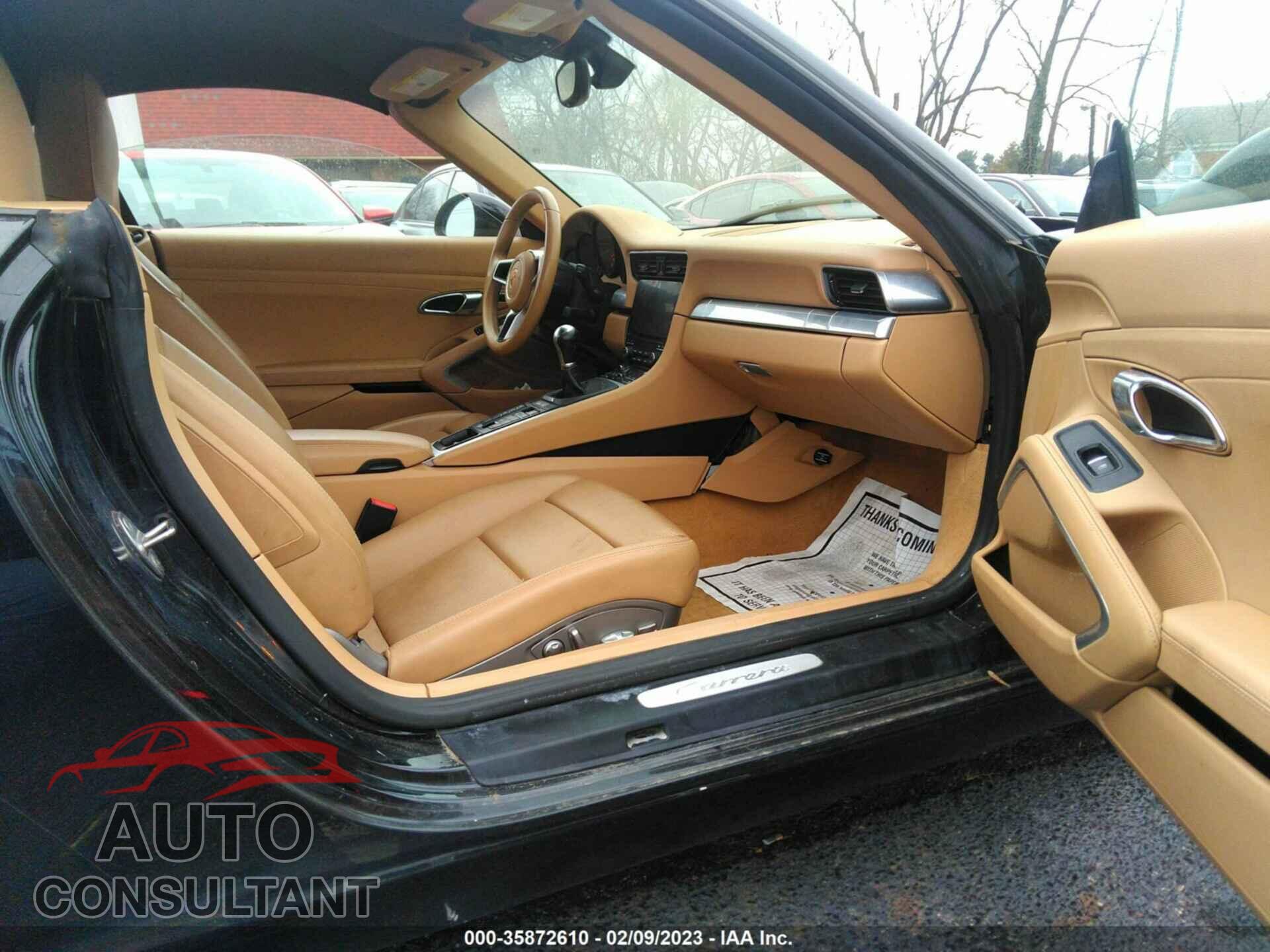 PORSCHE 911 2017 - WP0CA2A95HS141648