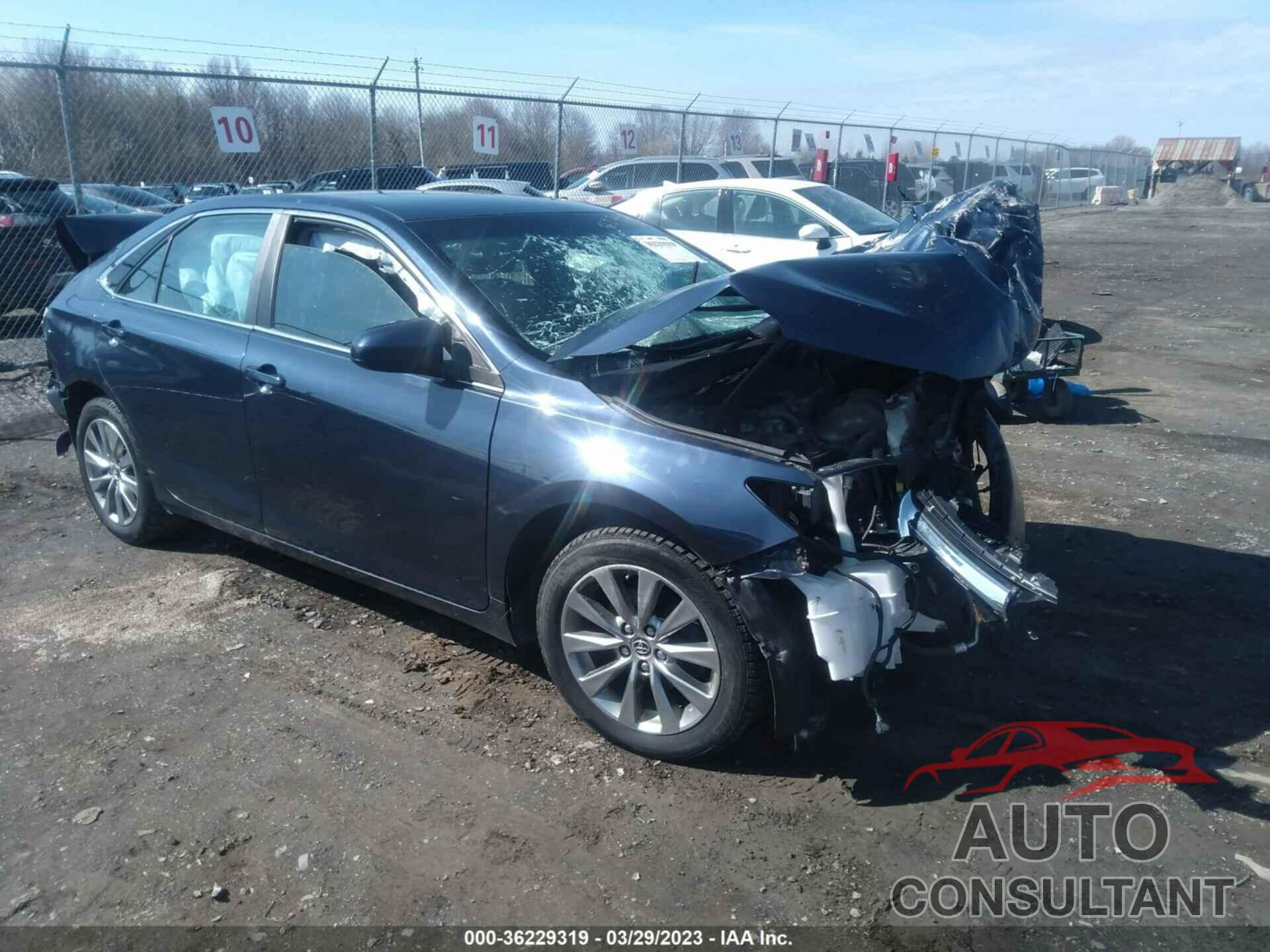 TOYOTA CAMRY 2016 - 4T4BF1FK3GR535480