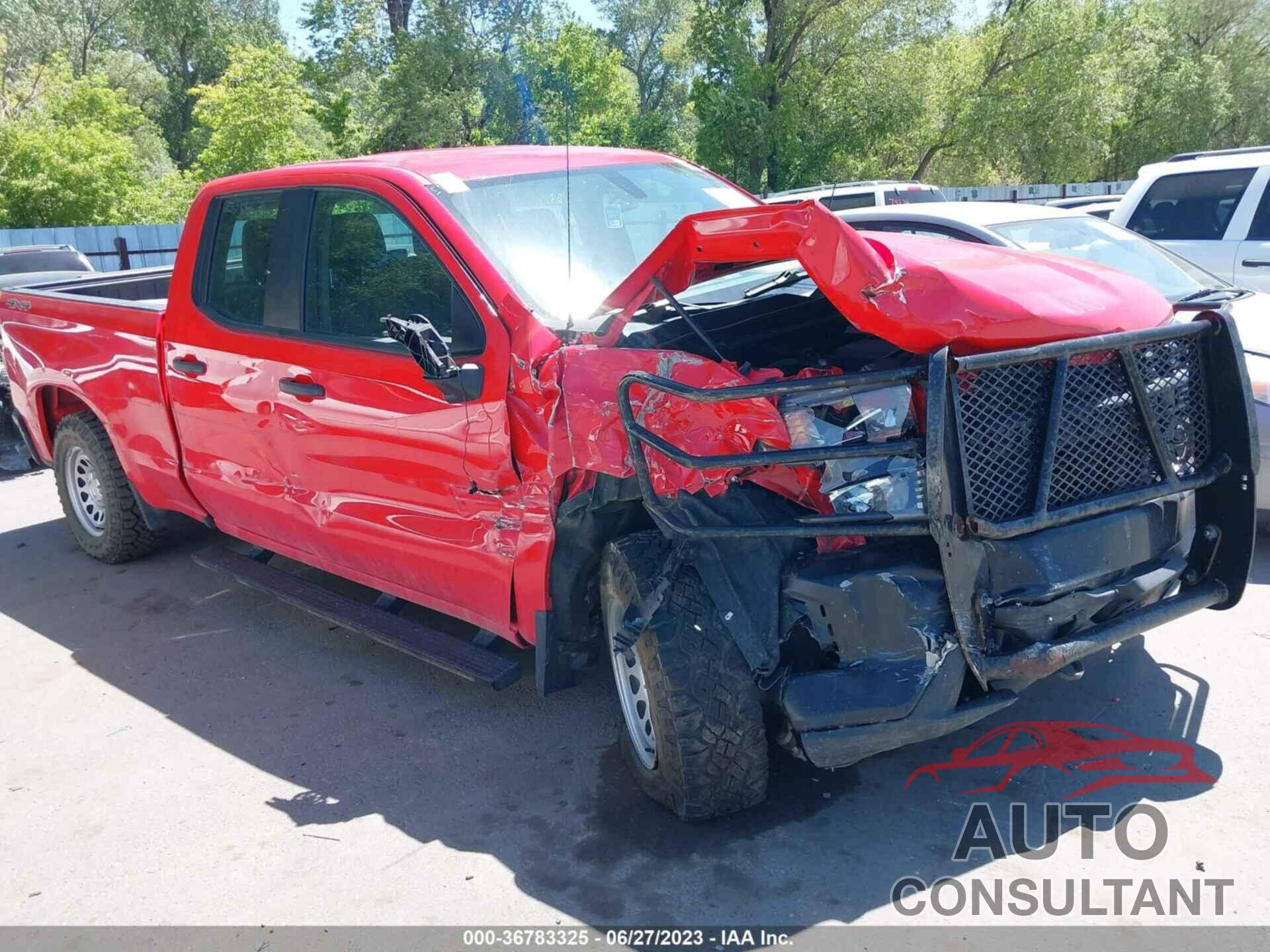 CHEVROLET SILVERADO 1500 2020 - 1GCRYAEHXLZ254240