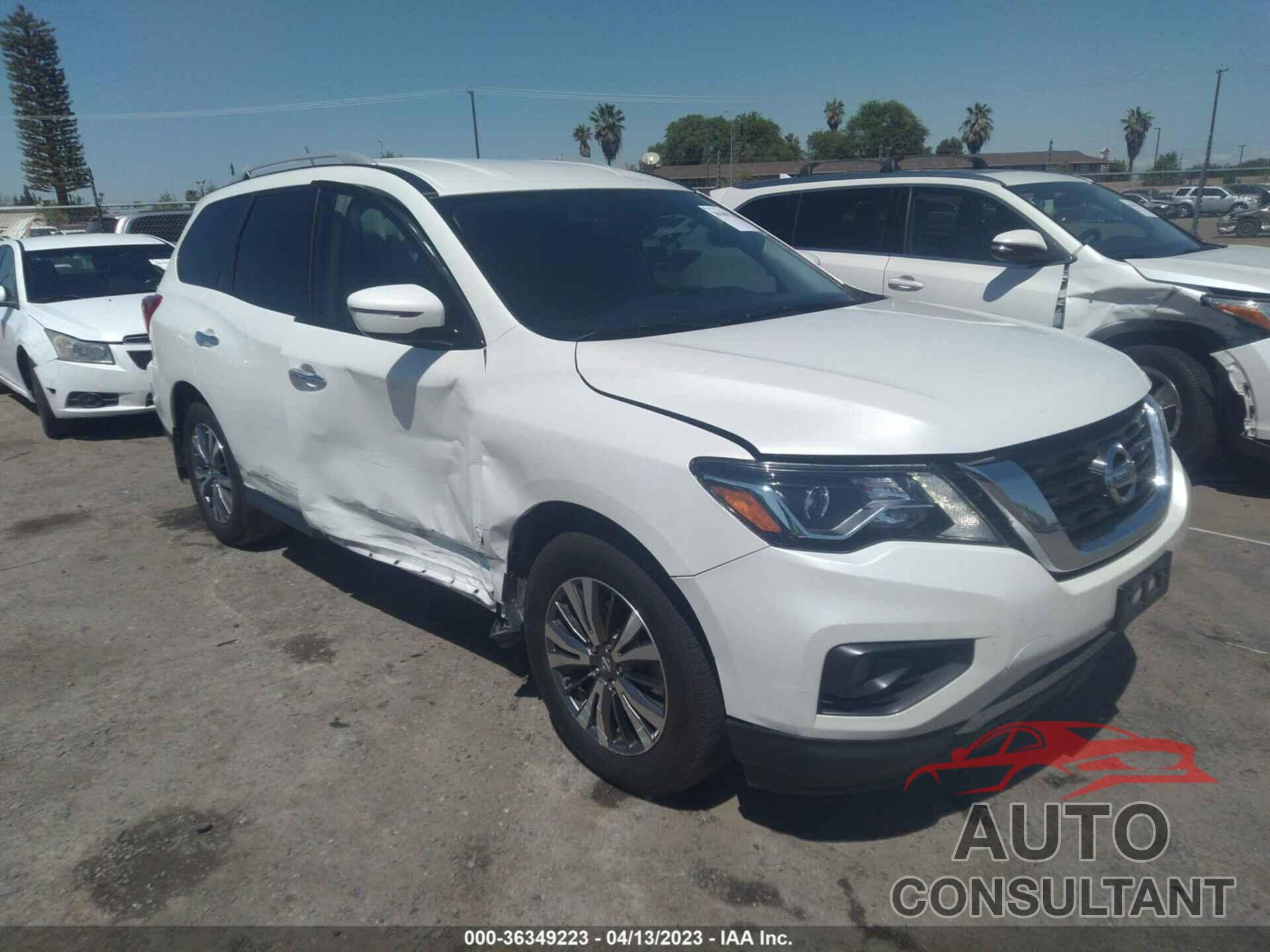 NISSAN PATHFINDER 2018 - 5N1DR2MN3JC676088