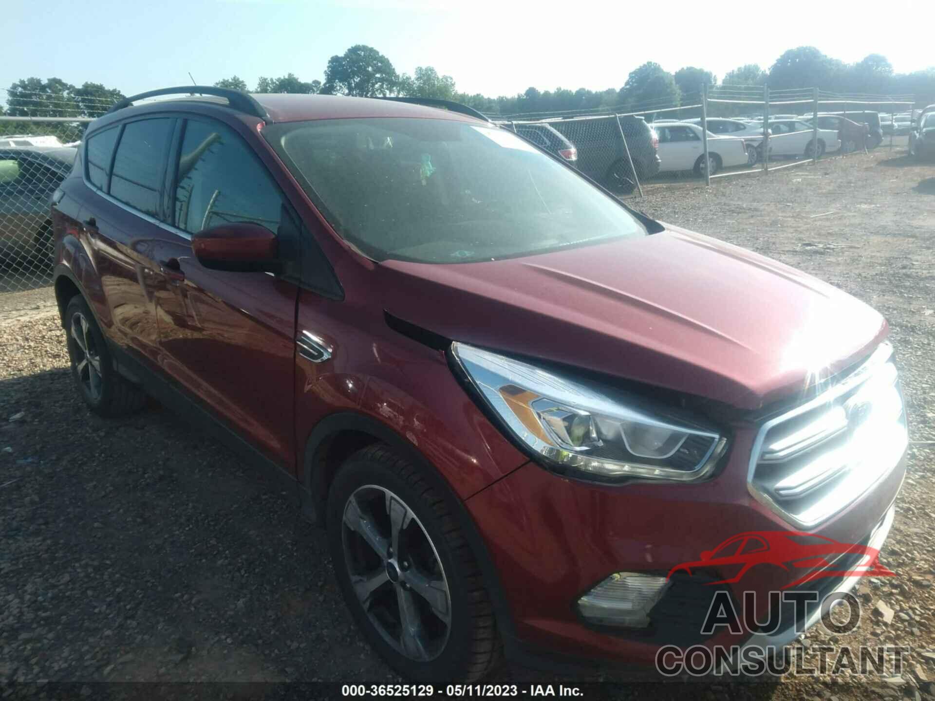 FORD ESCAPE 2017 - 1FMCU0GD3HUE05313