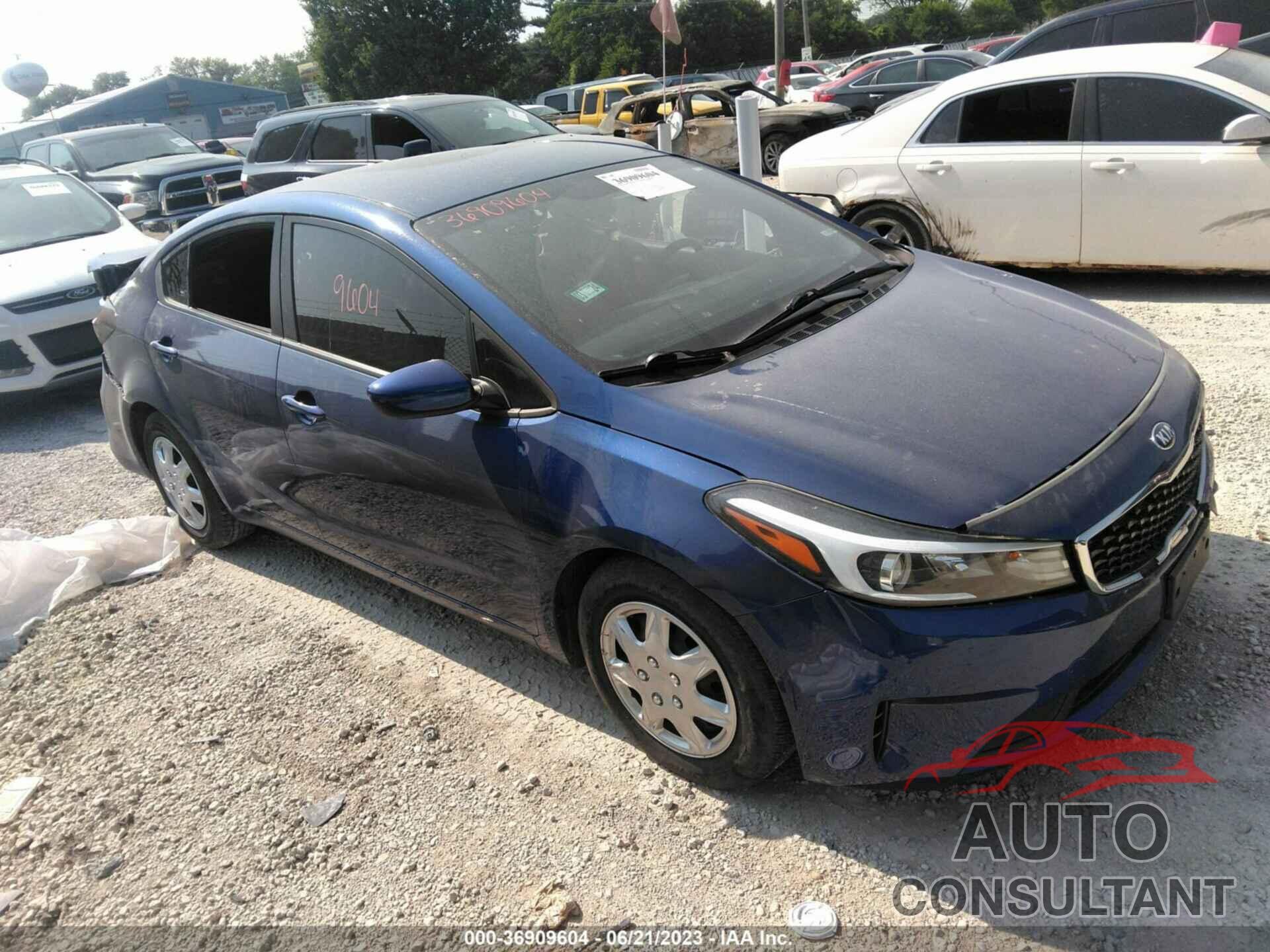 KIA FORTE 2018 - 3KPFK4A72JE165967