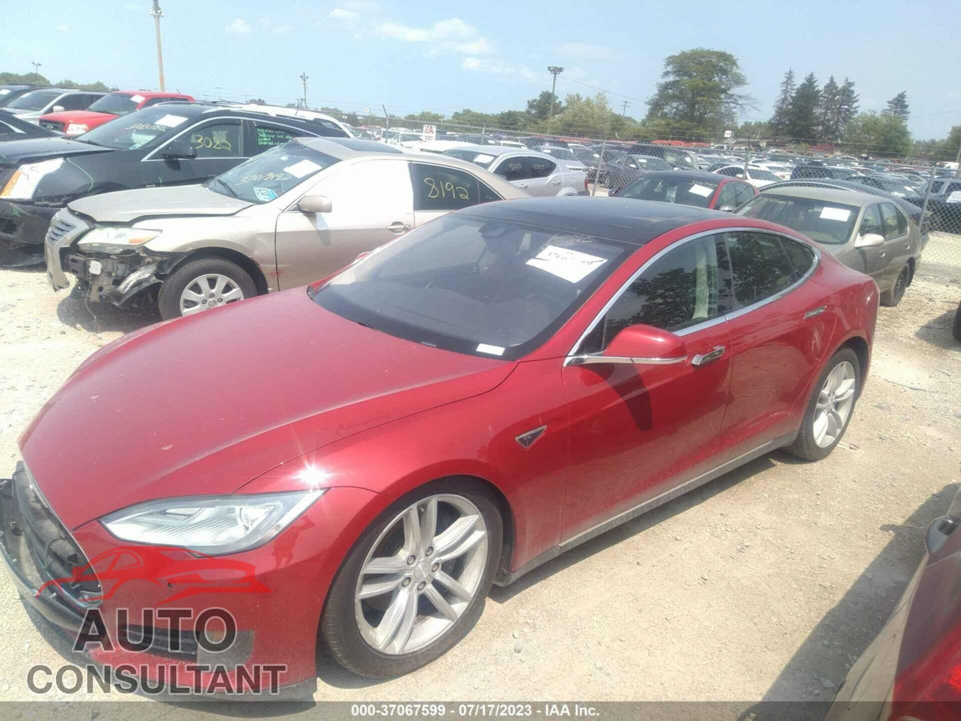 TESLA MODEL S 2016 - 5YJSA1E20GF131771