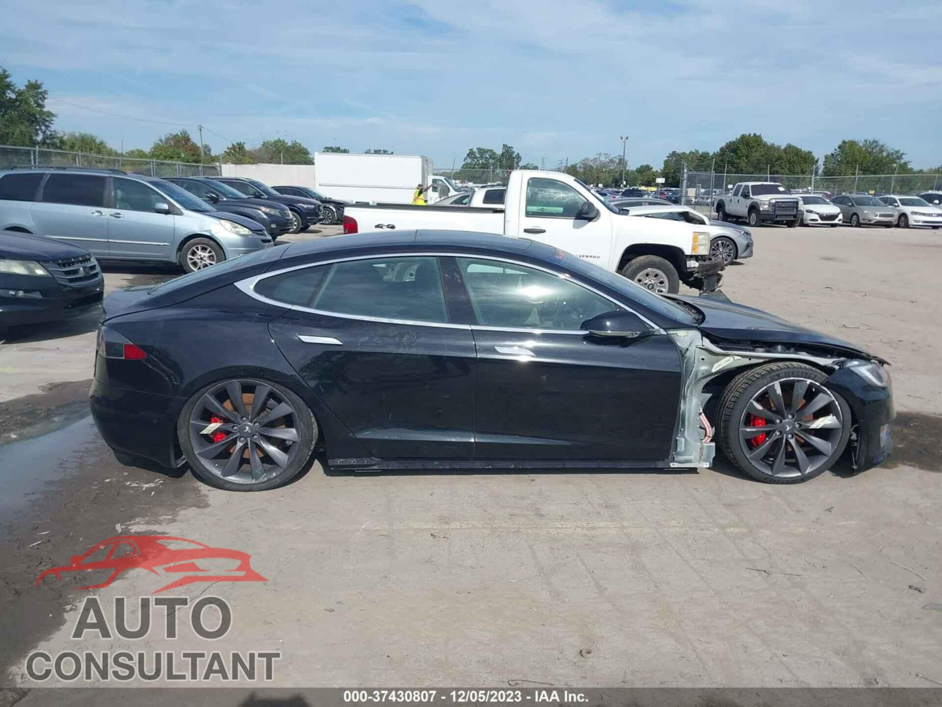 TESLA MODEL S 2016 - 5YJSA1E46GF159883