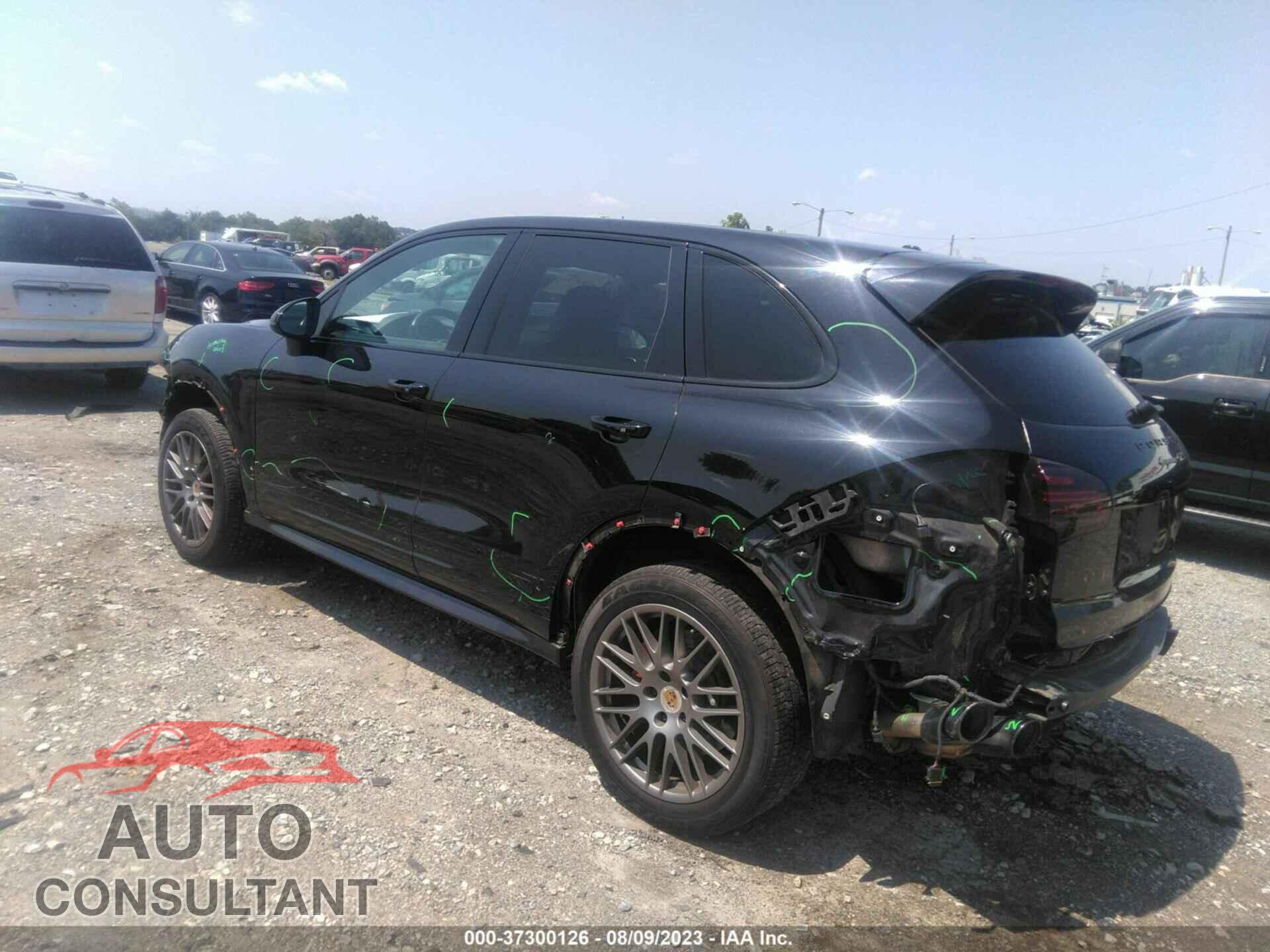 PORSCHE CAYENNE 2016 - WP1AD2A22GLA77934