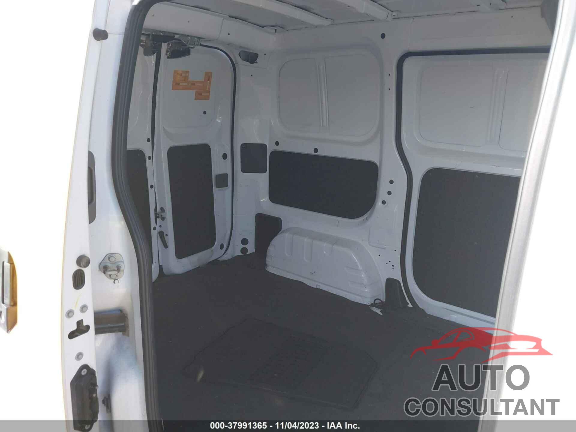 NISSAN NV200 2017 - 3N6CM0KN2HK717236