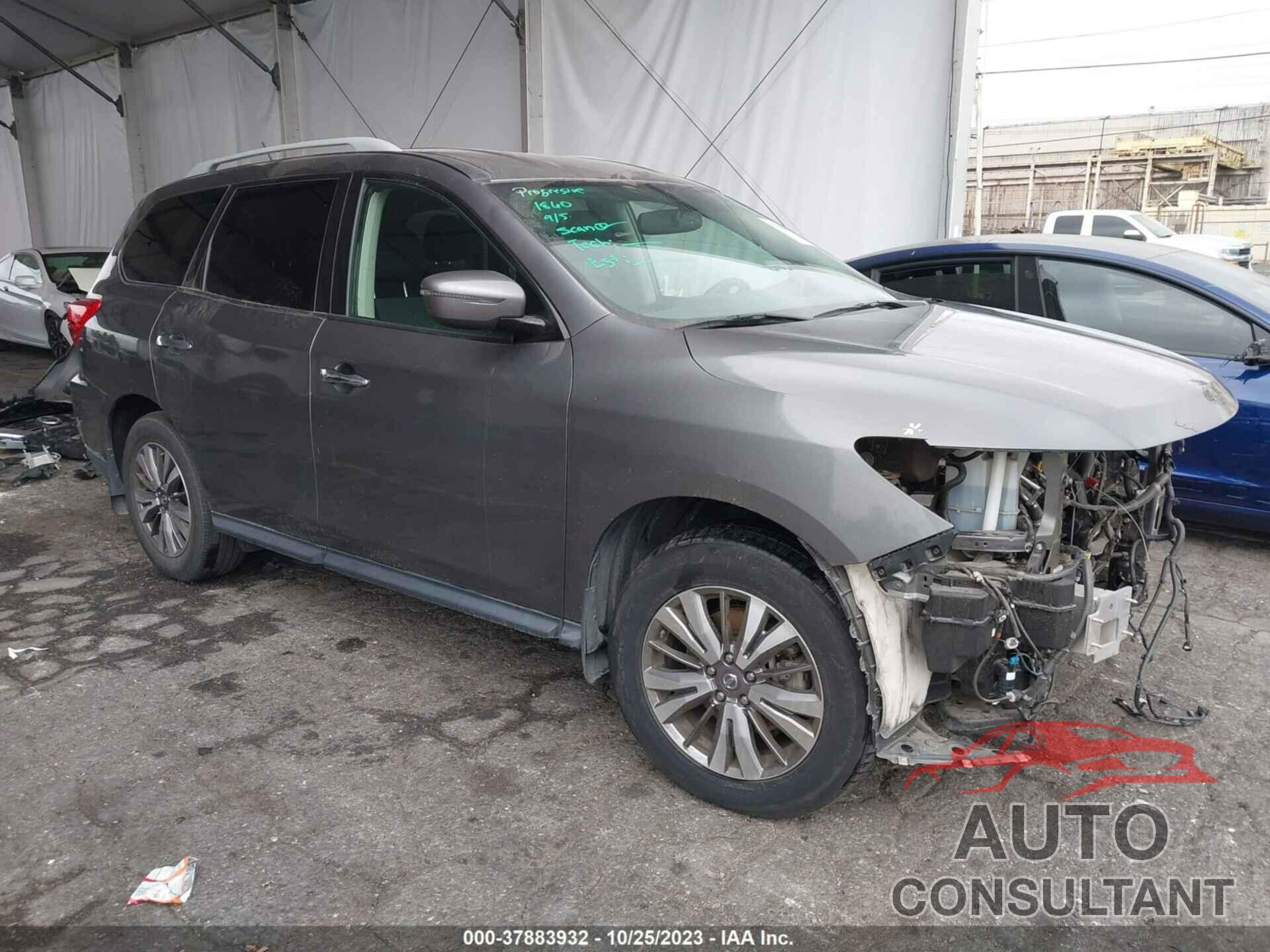 NISSAN PATHFINDER 2018 - 5N1DR2MN7JC672044