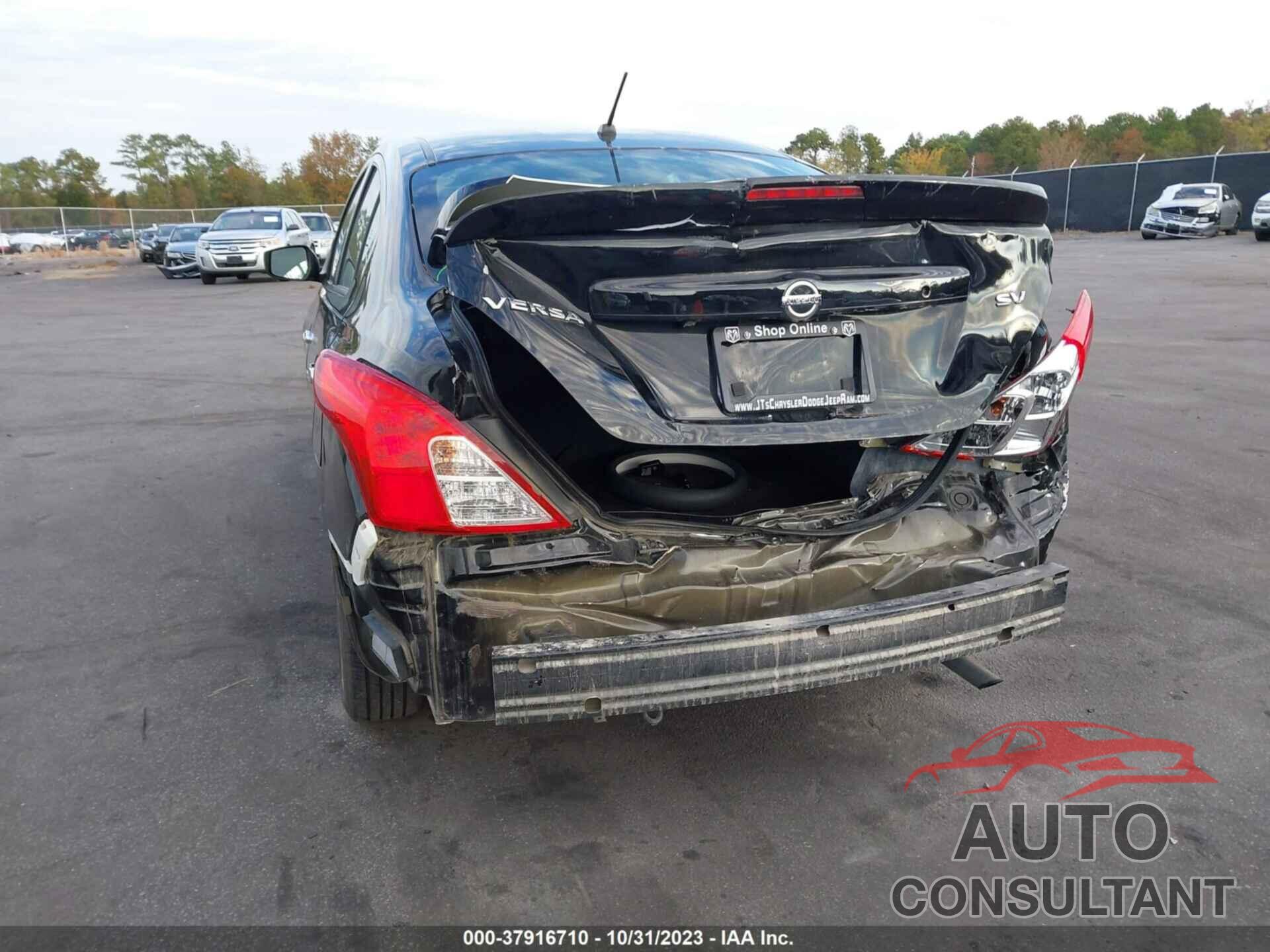 NISSAN VERSA SEDAN 2019 - 3N1CN7AP4KL878767