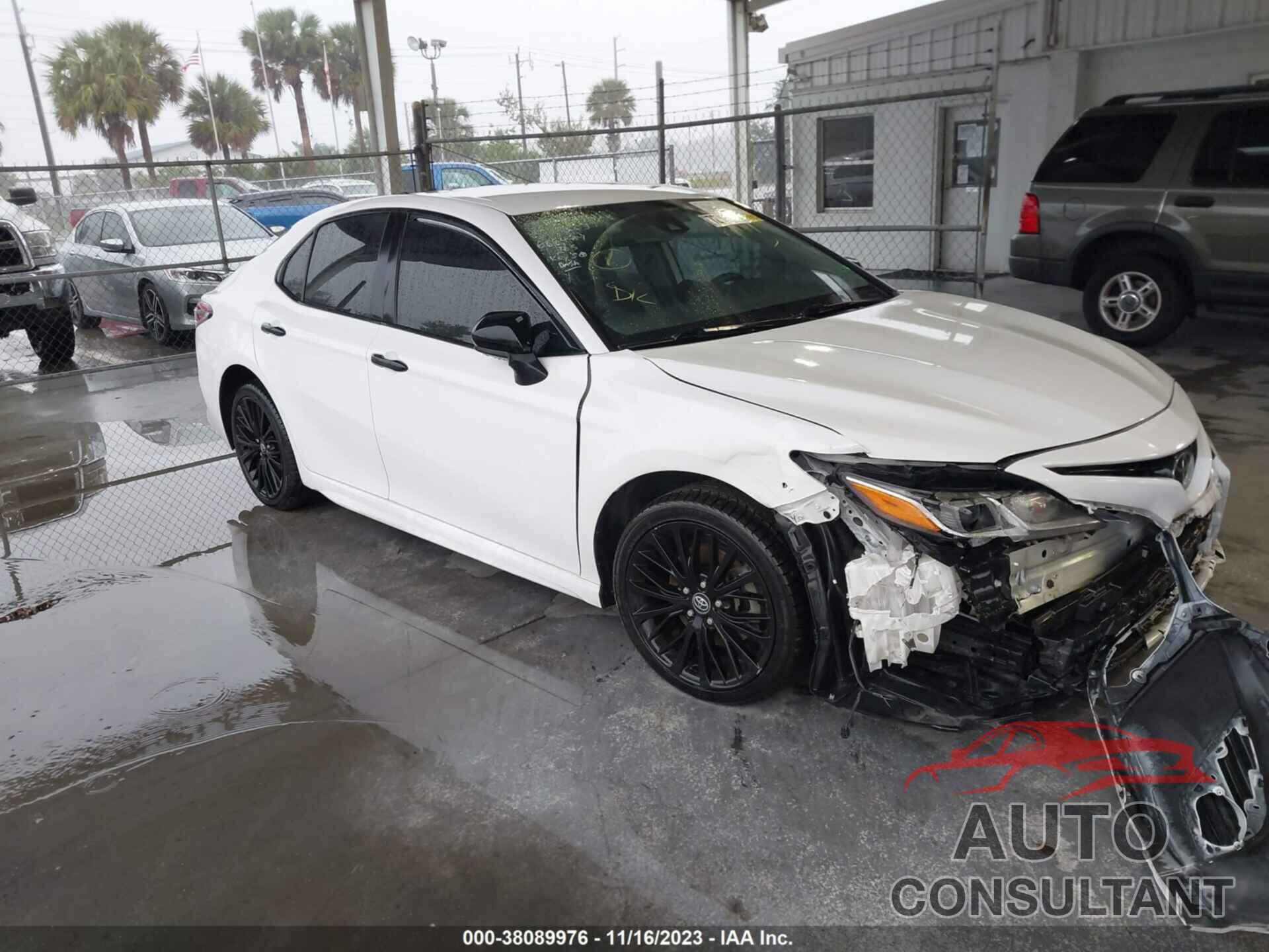 TOYOTA CAMRY 2020 - 4T1G11AK8LU317745