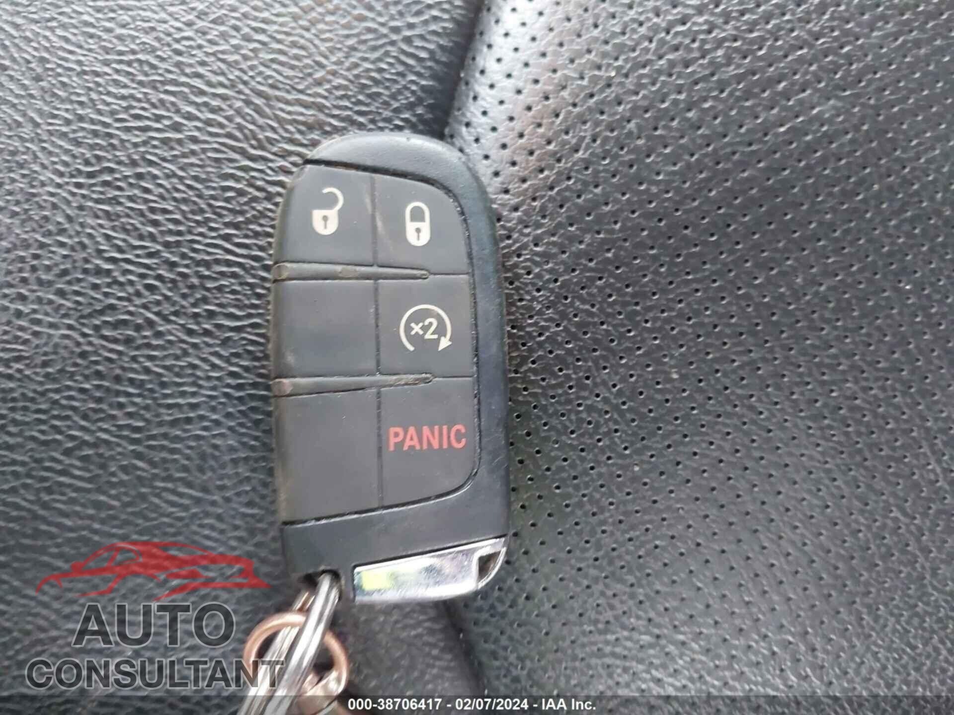 JEEP COMPASS 2020 - 3C4NJCCB5LT169102