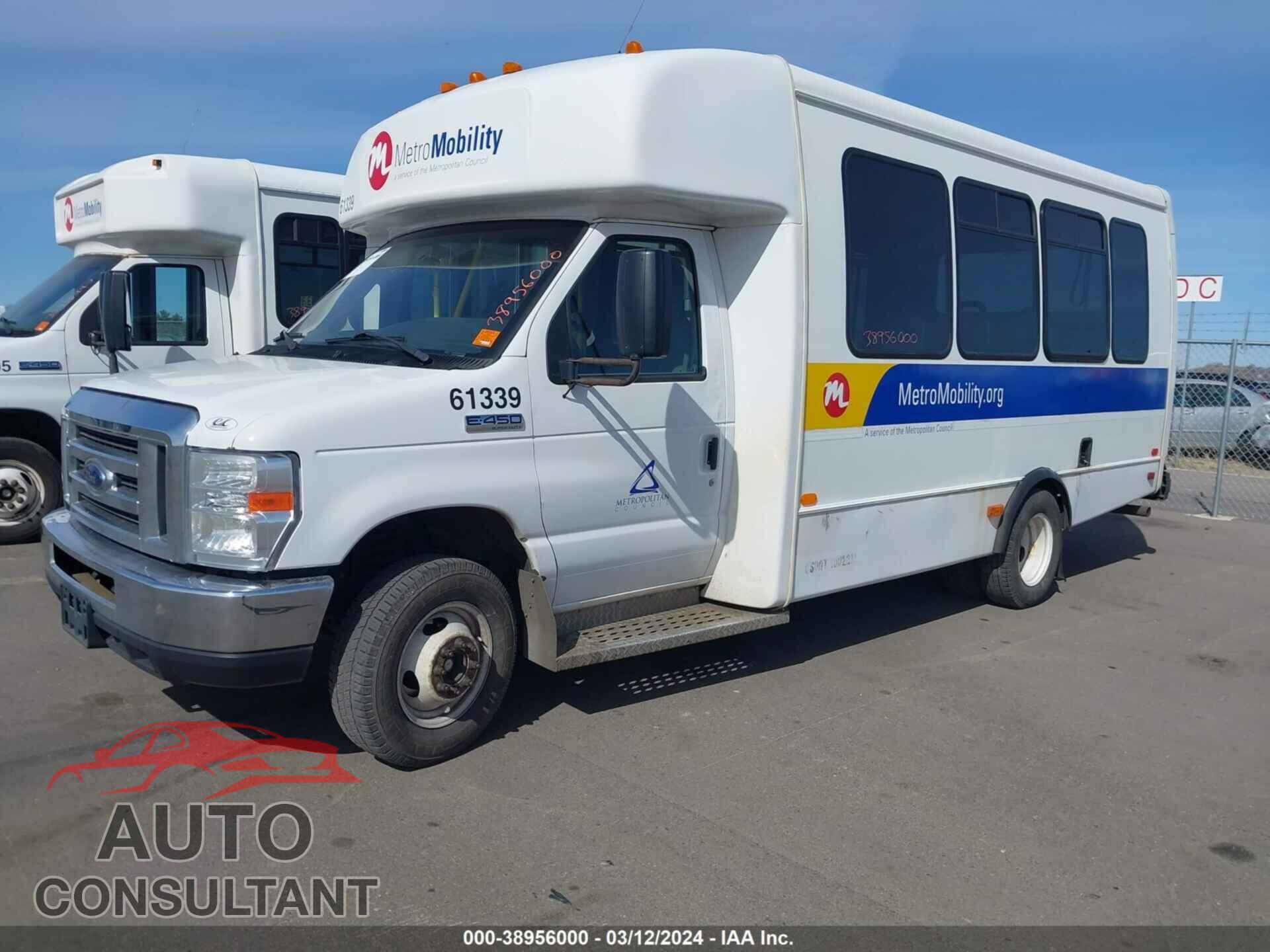 FORD E-450 CUTAWAY 2017 - 1FDFE4FS4HDC37814
