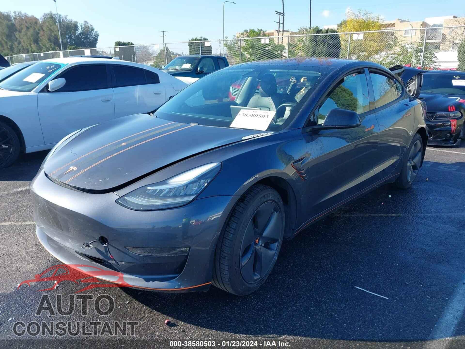 TESLA MODEL 3 2018 - 5YJ3E1EA4JF058010