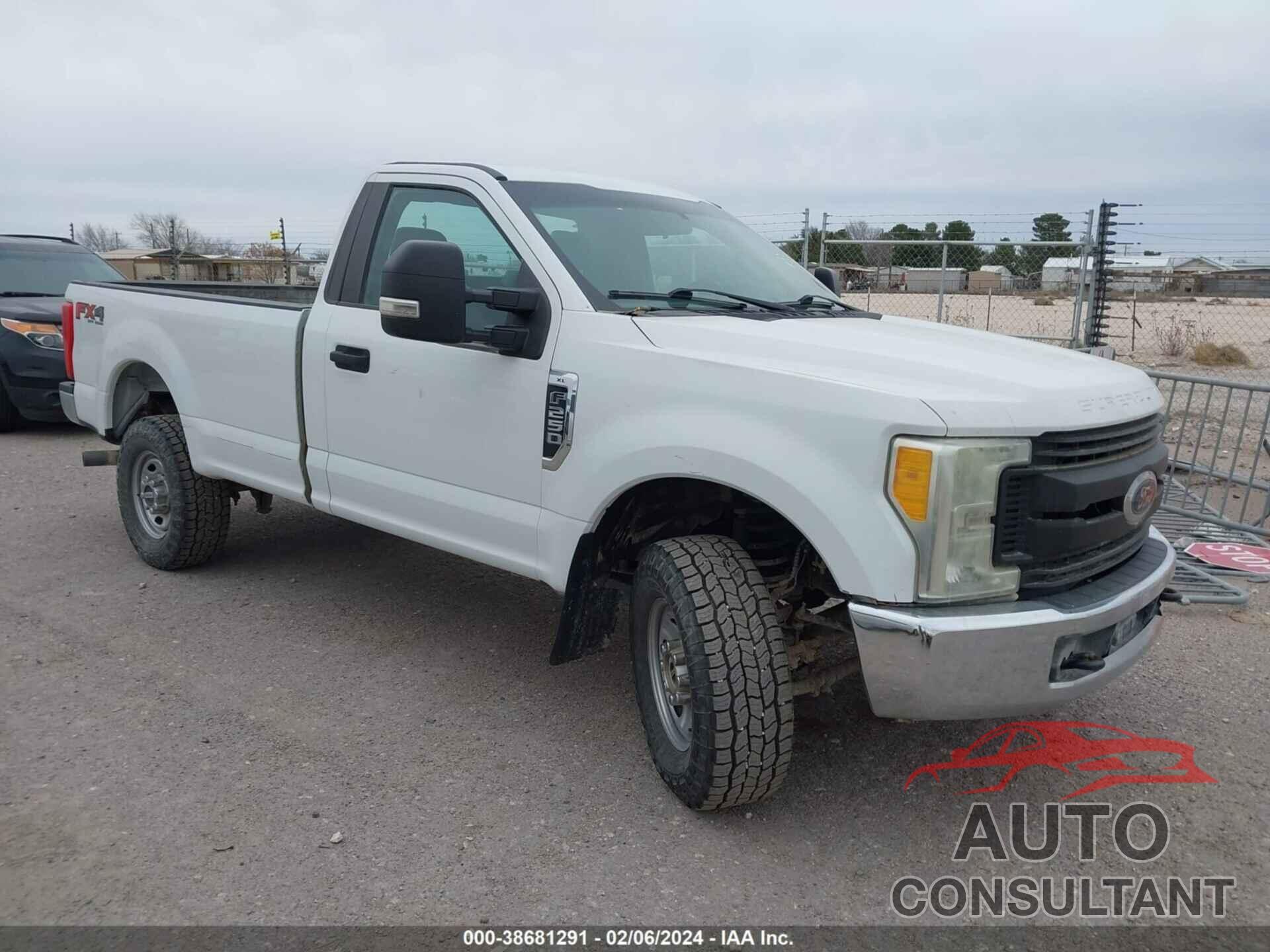 FORD F-250 2017 - 1FTBF2B64HEC20566