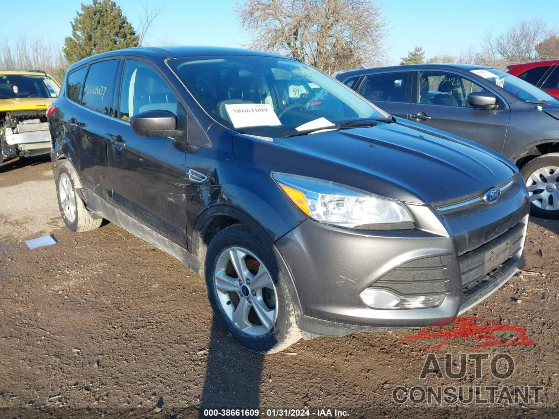 FORD ESCAPE 2016 - 1FMCU0G74GUA92605