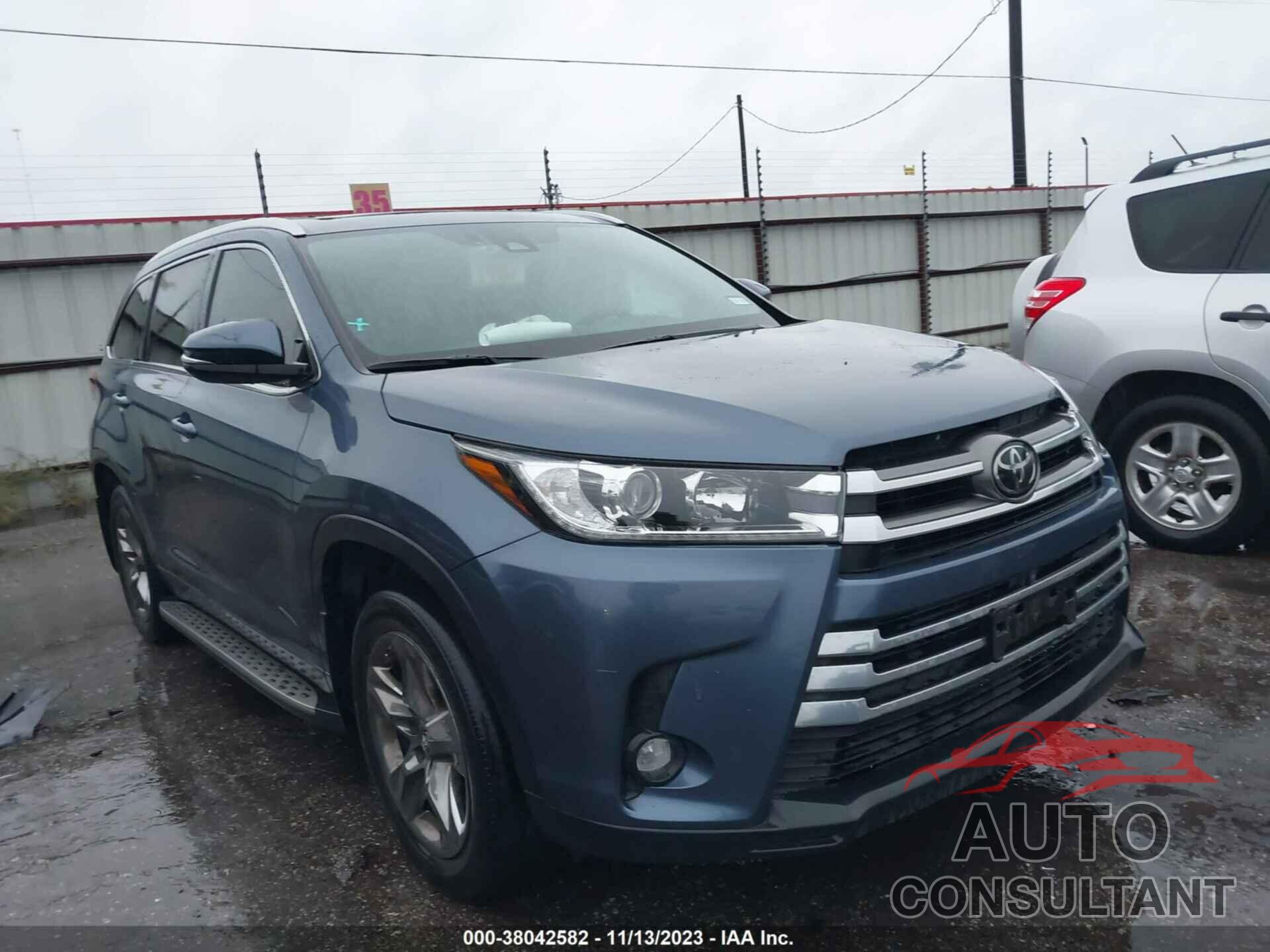 TOYOTA HIGHLANDER 2019 - 5TDDZRFH1KS738236