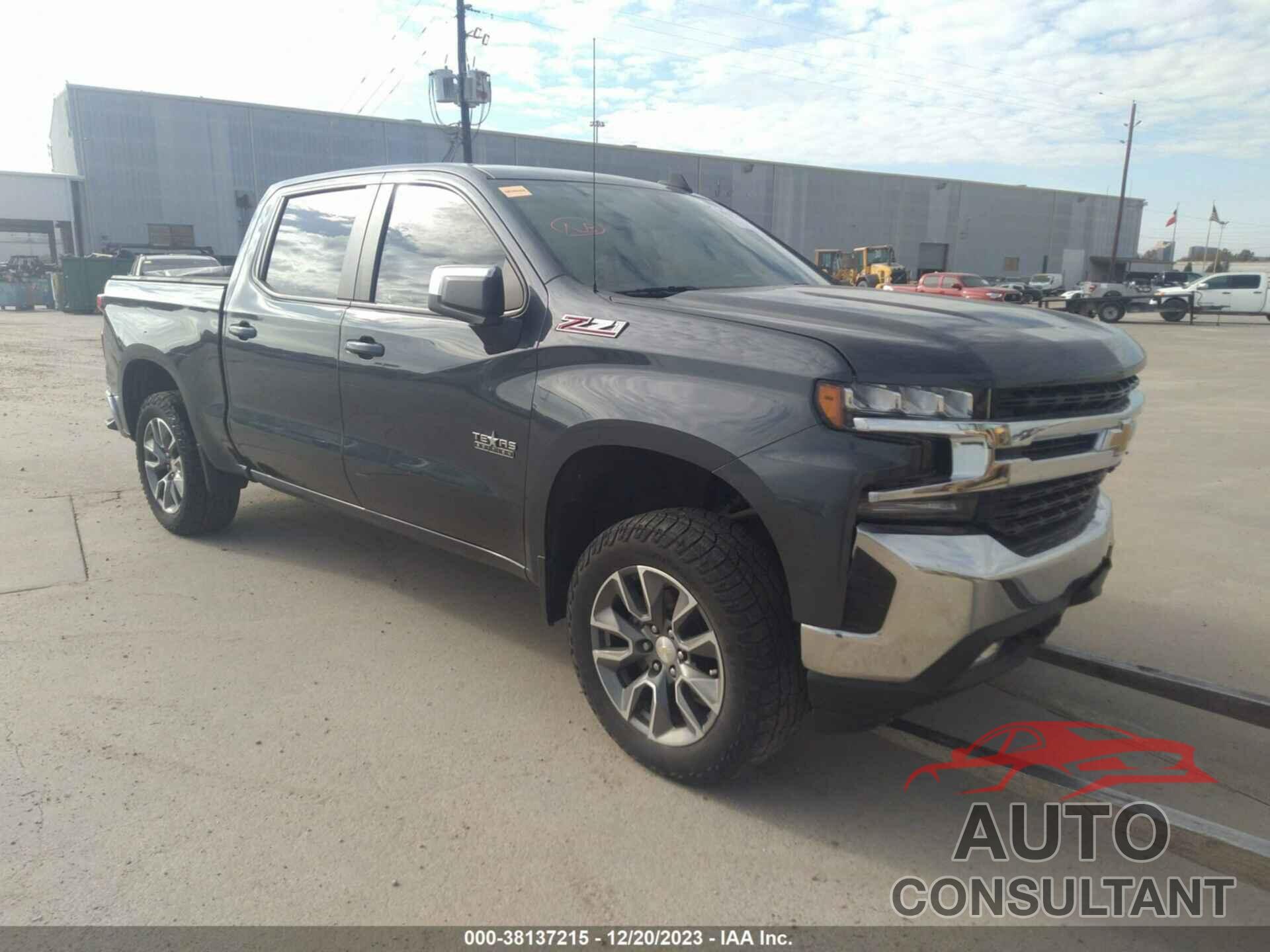 CHEVROLET SILVERADO 1500 2021 - 1GCUYDED1MZ204580