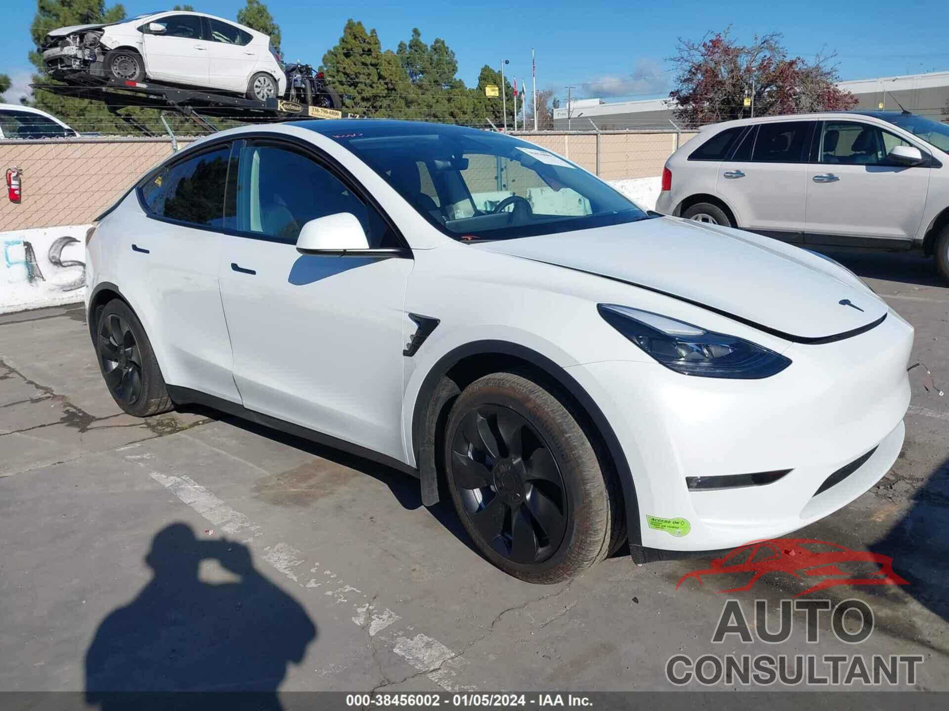 TESLA MODEL Y 2023 - 7SAYGAEE0PF781397